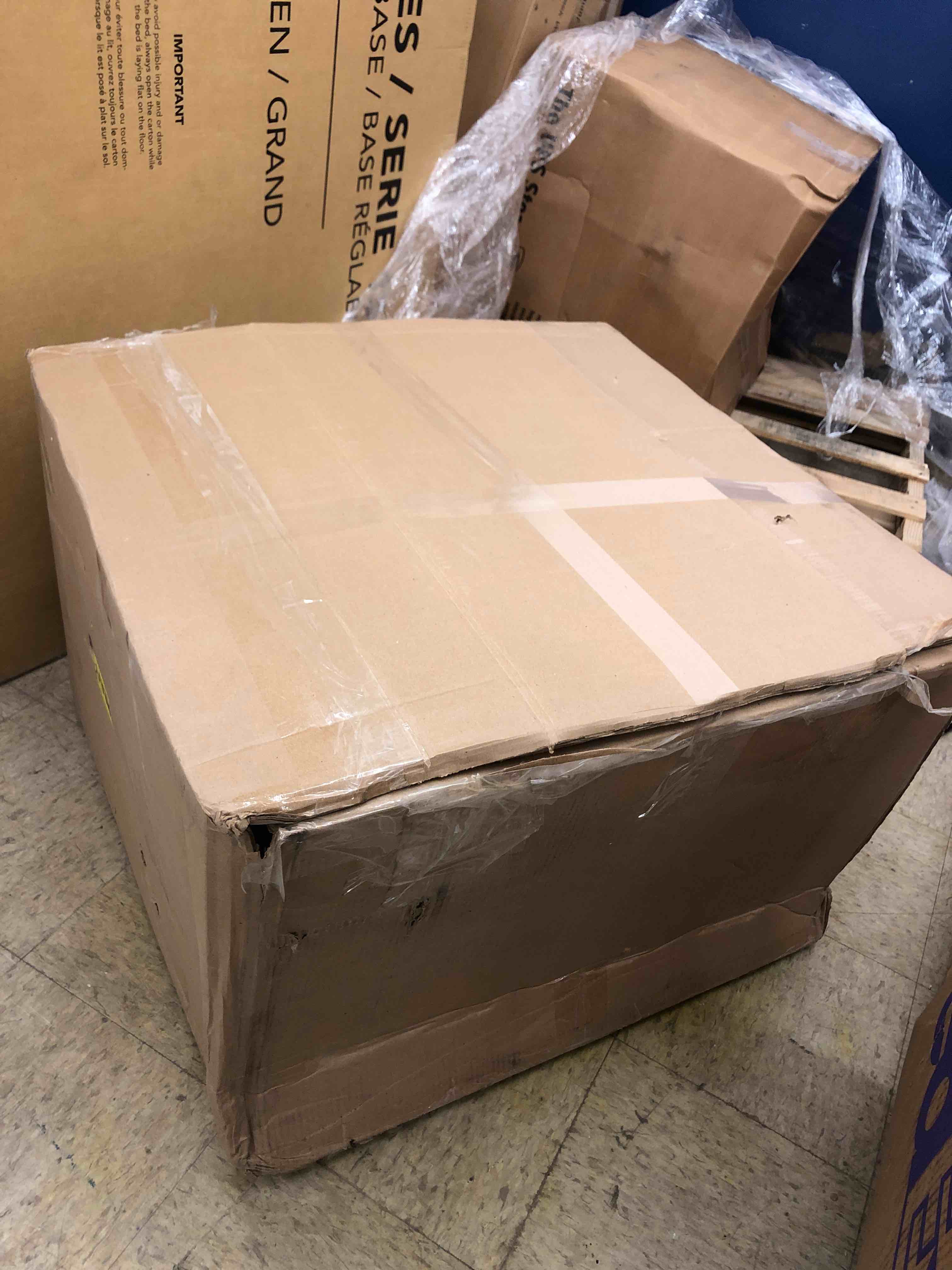 https://s3.amazonaws.com/lotting-images-prod/phillipi/YEL5069836_1708441362339.jpeg