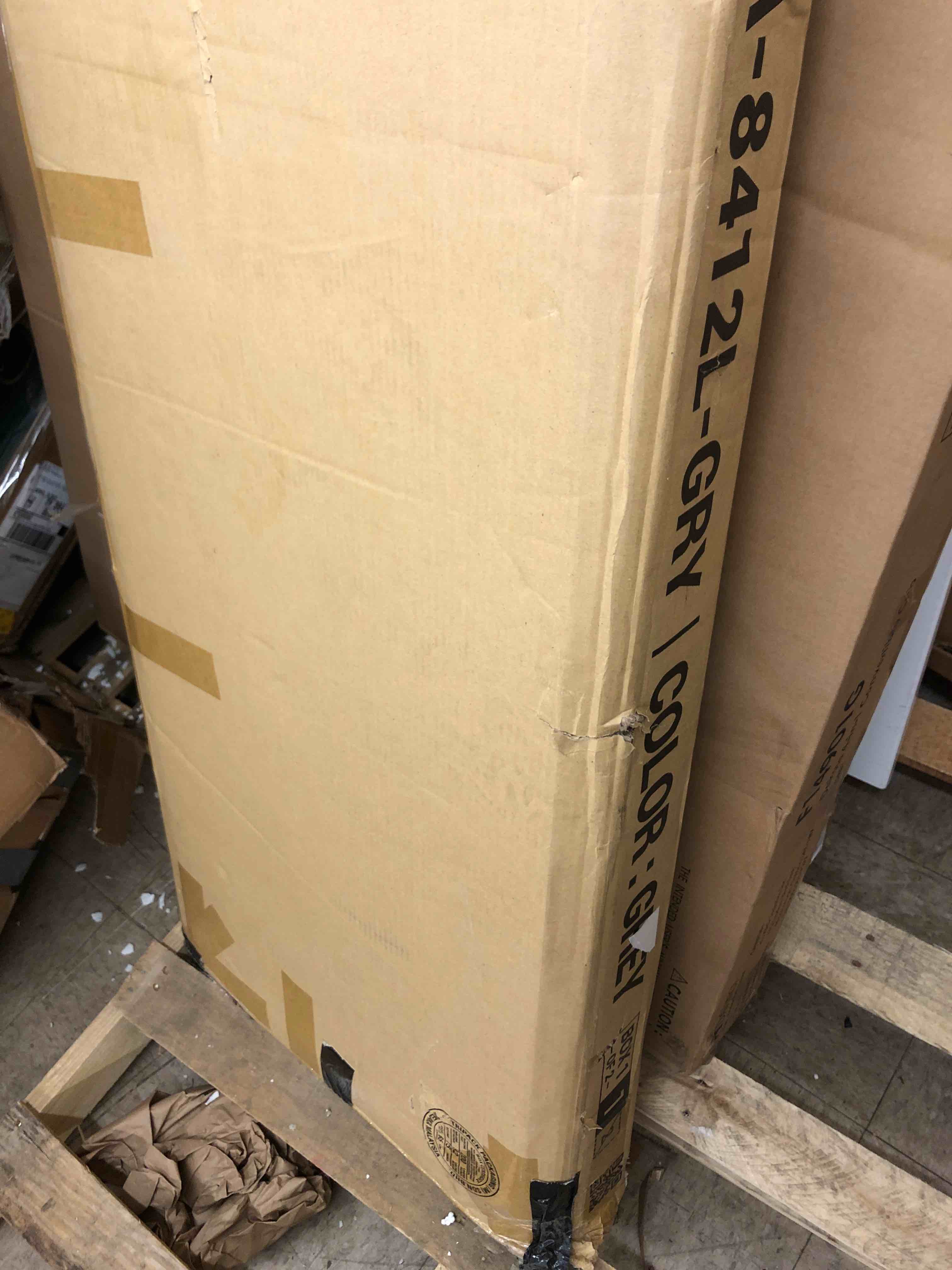 https://s3.amazonaws.com/lotting-images-prod/phillipi/YEL5069863_1708447704649.jpeg