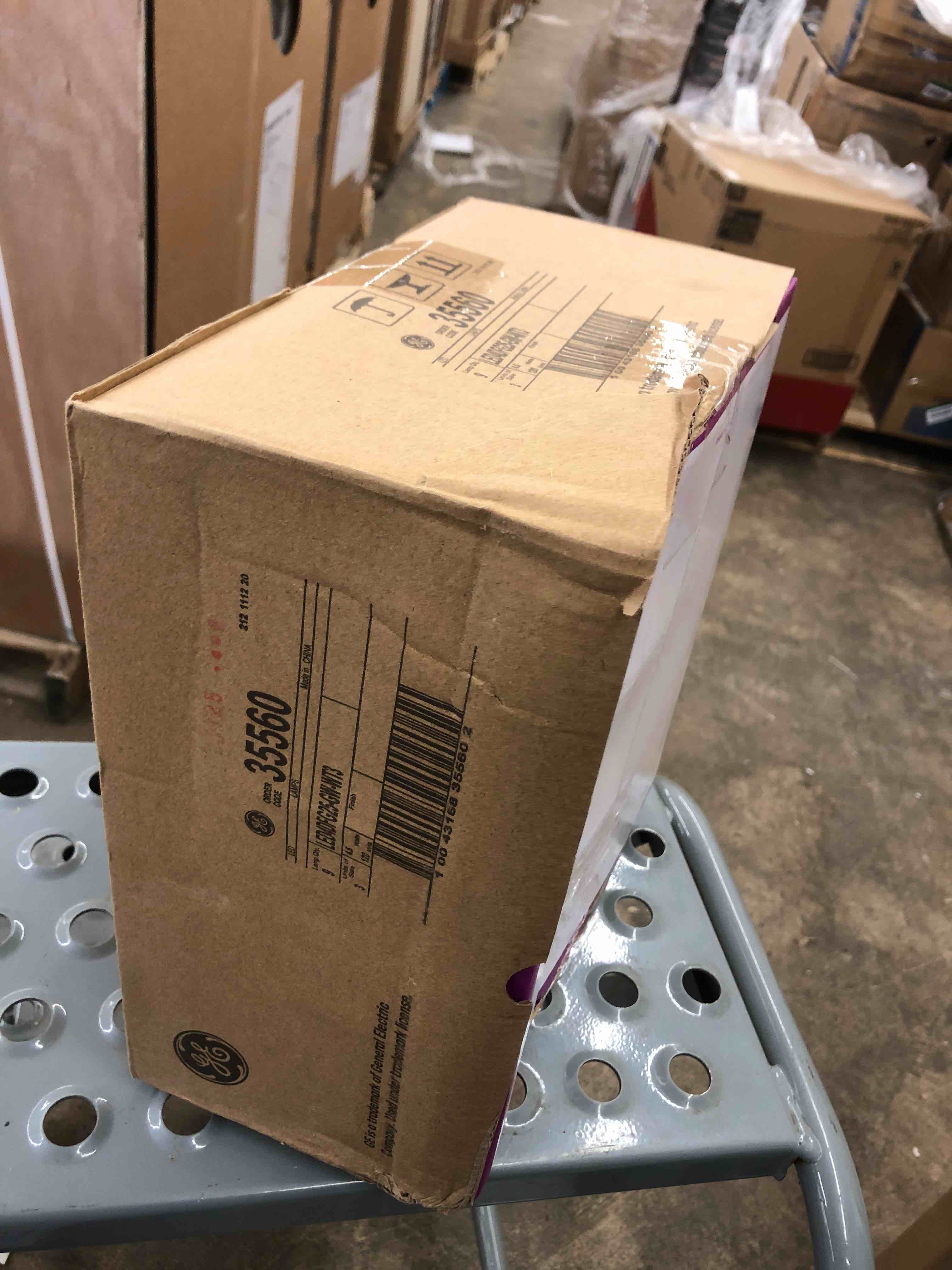 https://s3.amazonaws.com/lotting-images-prod/phillipi/YEL5070152_1709238447285.jpeg