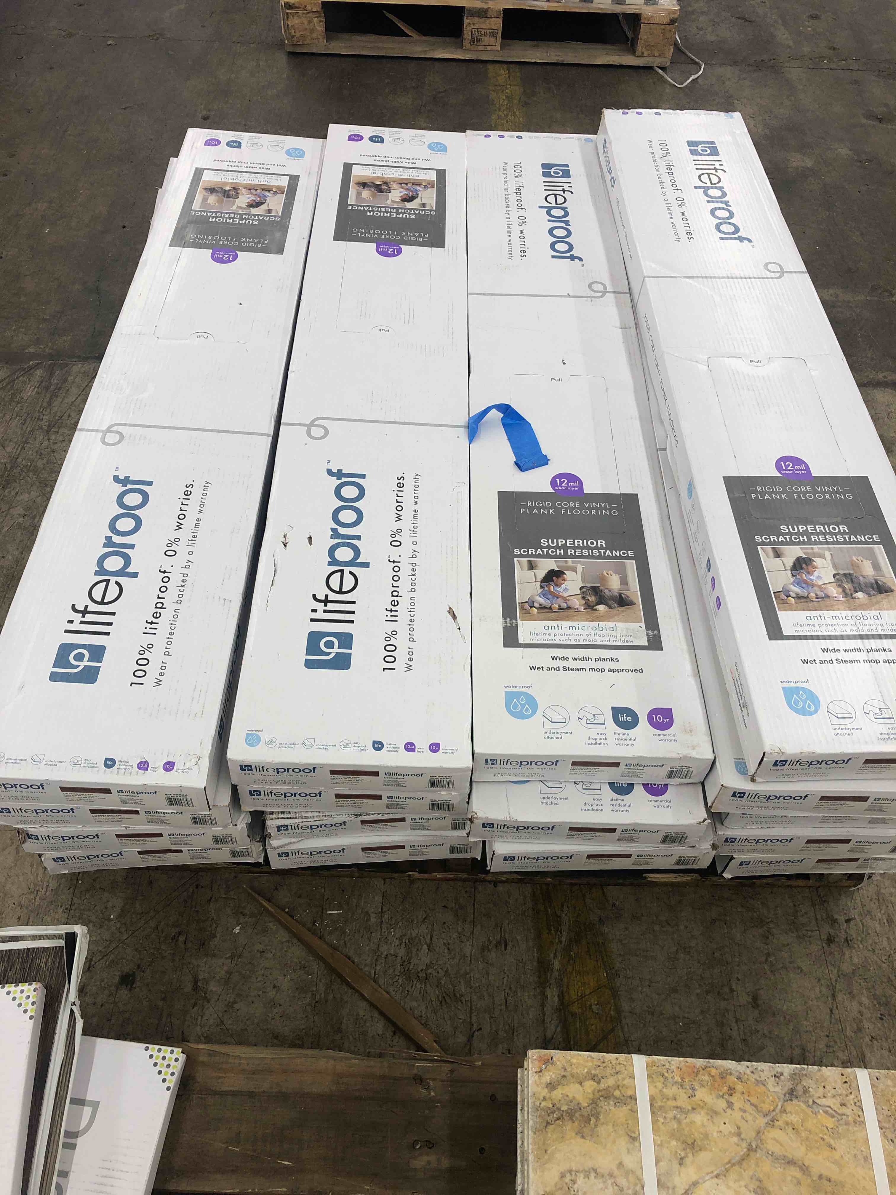 https://s3.amazonaws.com/lotting-images-prod/phillipi/YEL5070473_1693239880652.jpeg