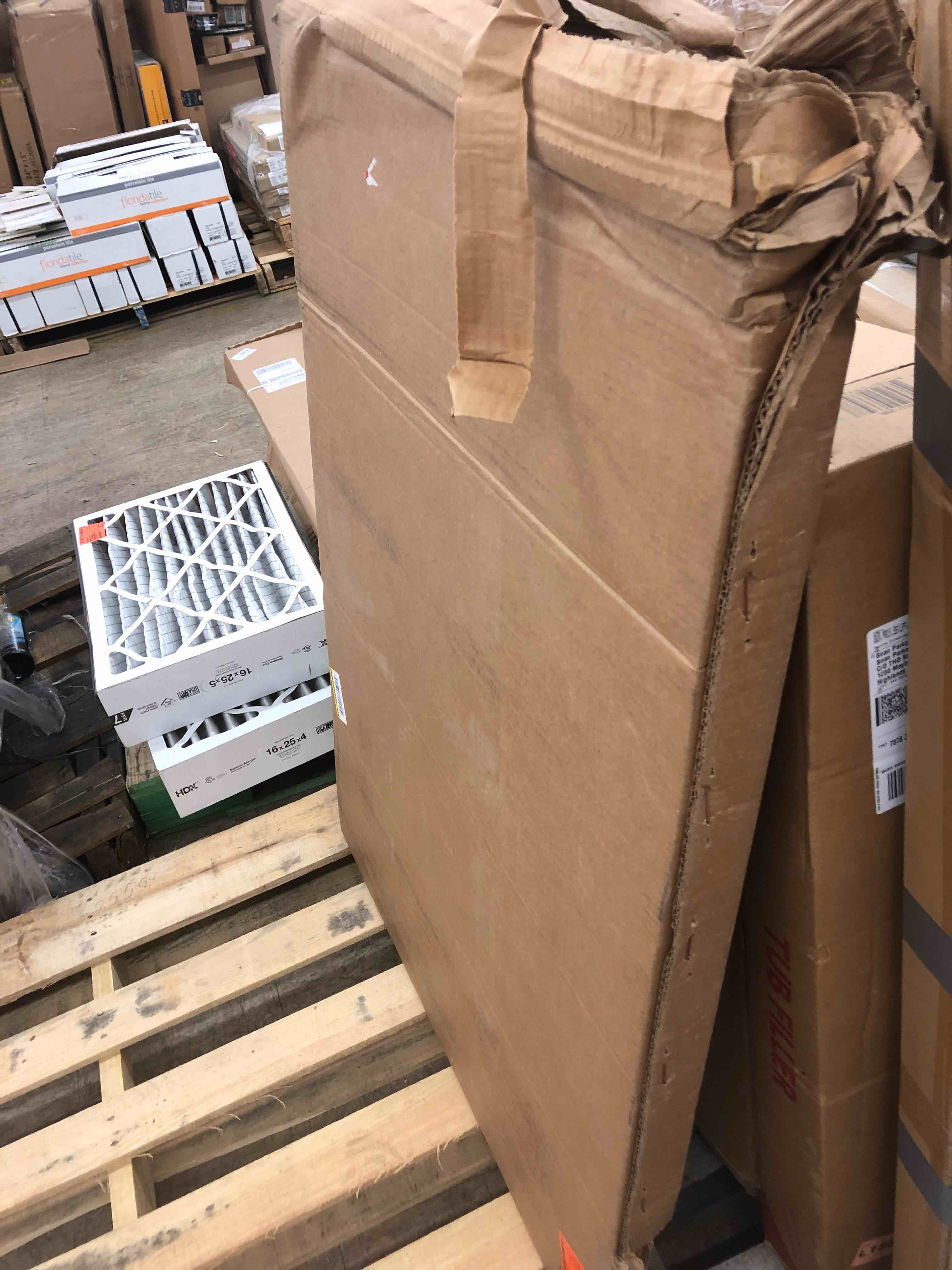 https://s3.amazonaws.com/lotting-images-prod/phillipi/YEL5071622_1706547349781.jpeg