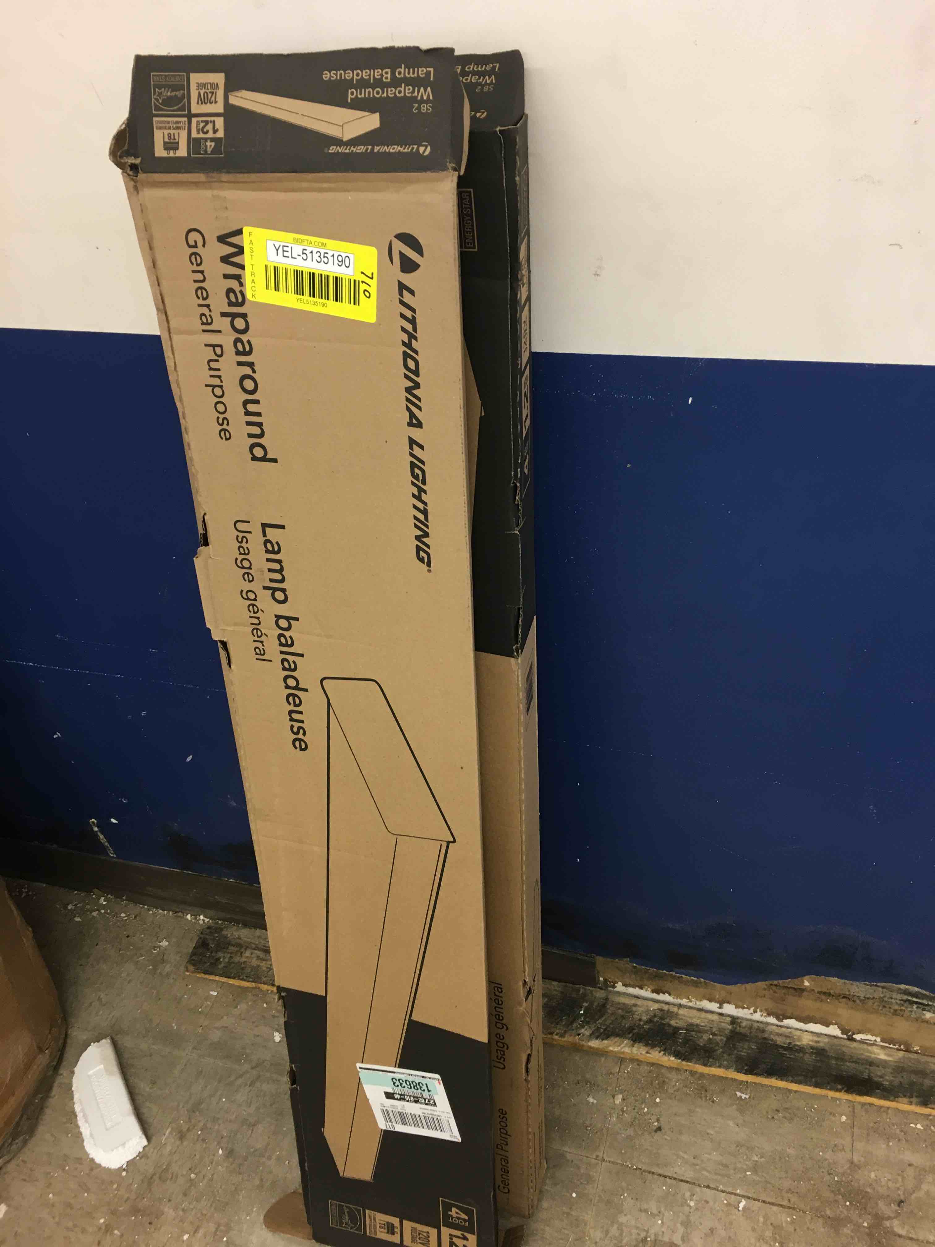 https://s3.amazonaws.com/lotting-images-prod/phillipi/YEL5135190_1693235517450.jpeg