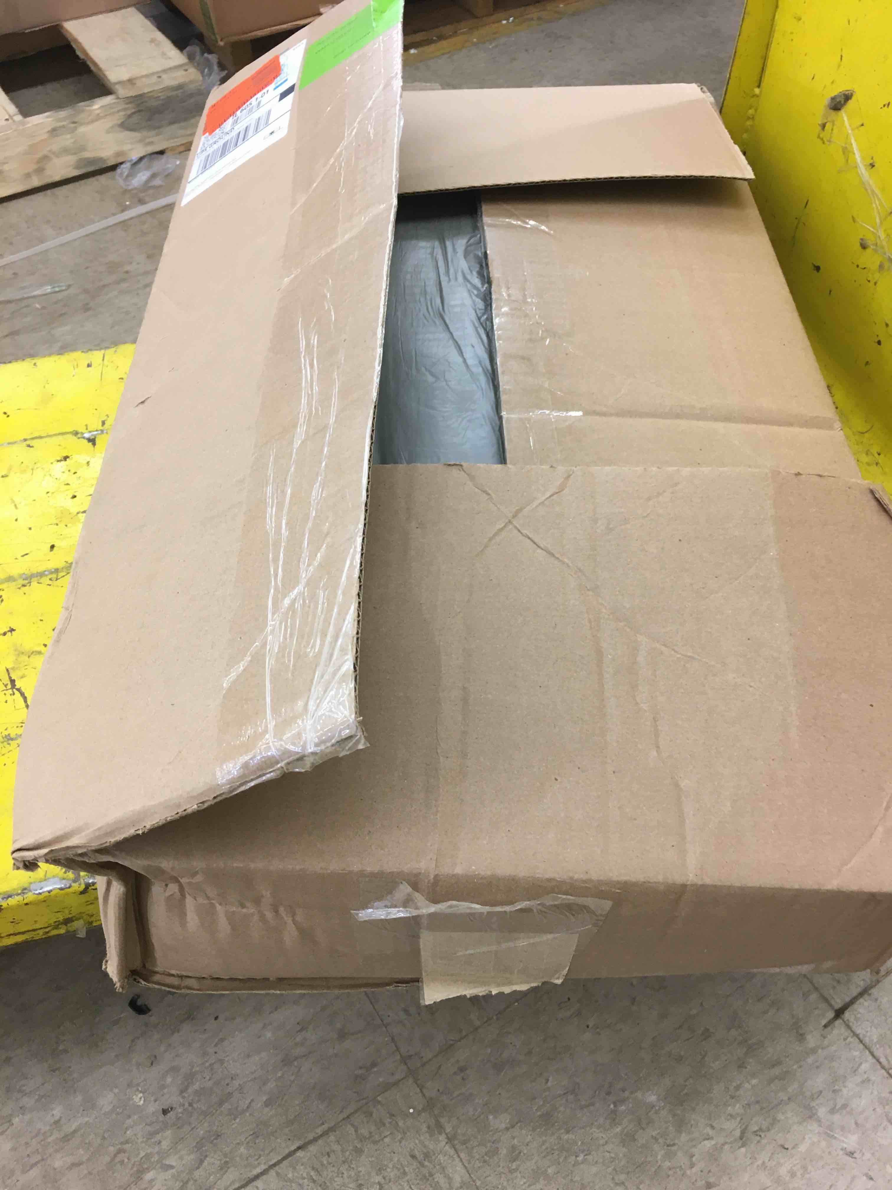 https://s3.amazonaws.com/lotting-images-prod/phillipi/YEL5135201_1693240602328.jpeg