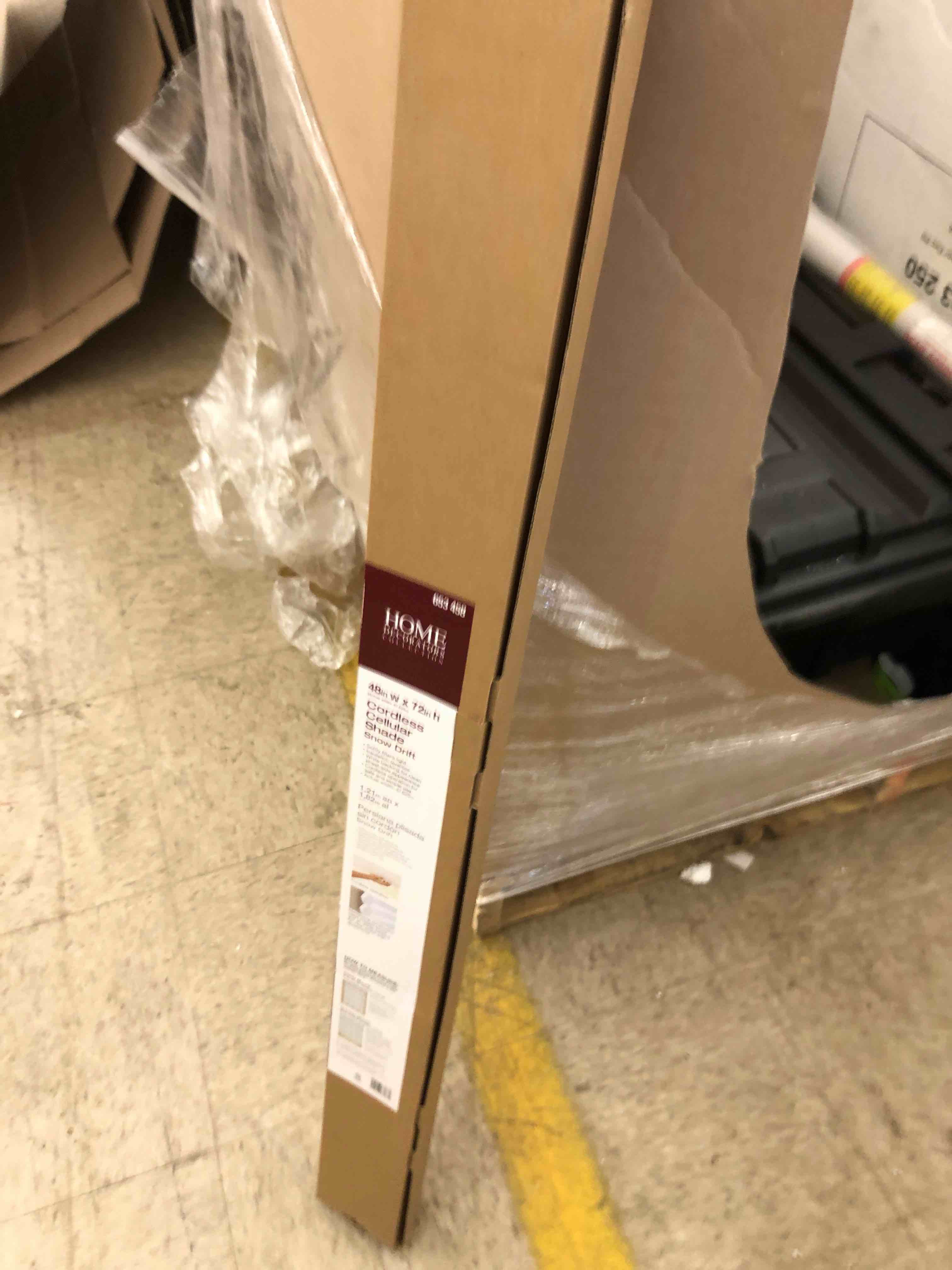 https://s3.amazonaws.com/lotting-images-prod/phillipi/YEL5135361_1695737967806.jpeg