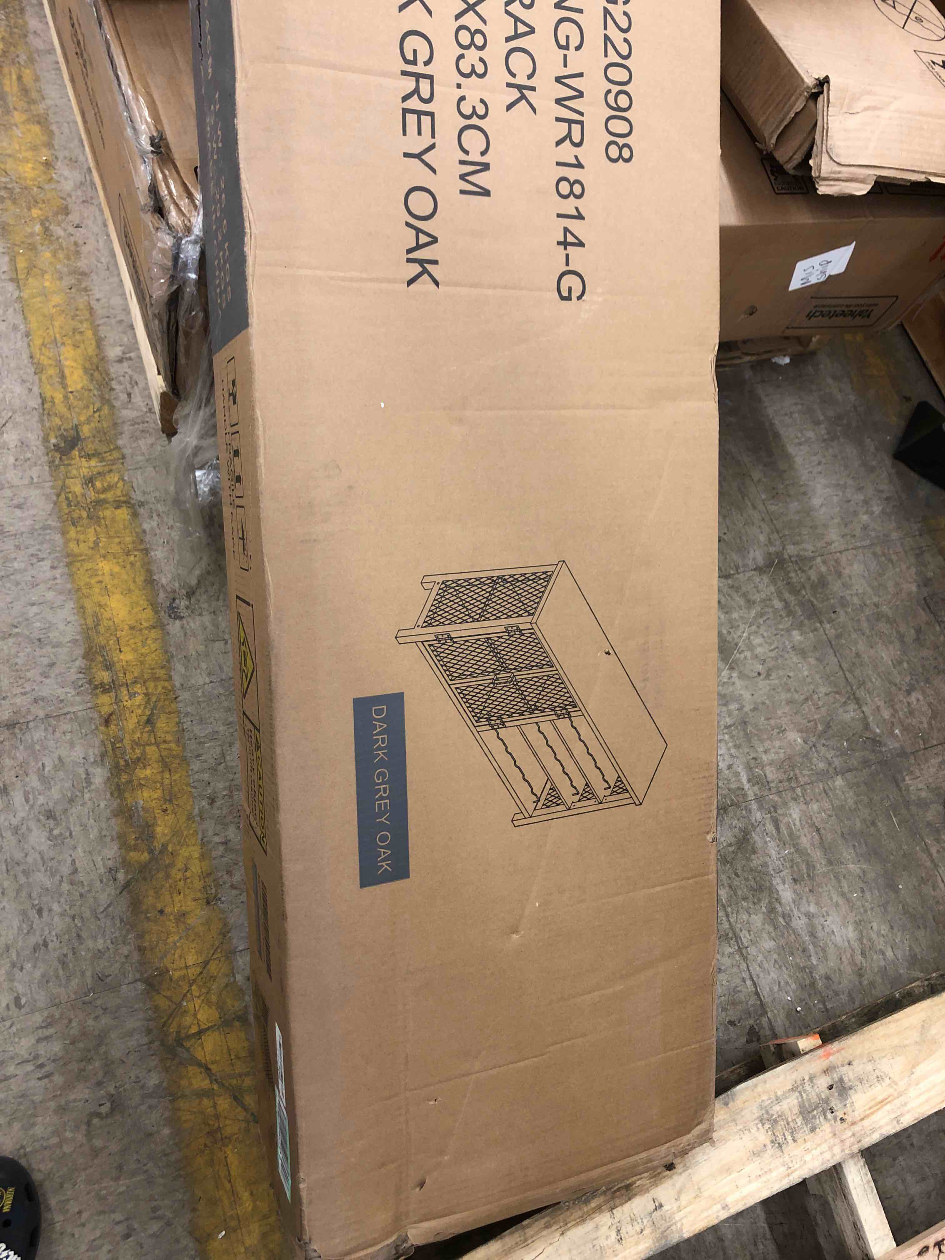https://s3.amazonaws.com/lotting-images-prod/phillipi/YEL5135381_1695741930988.jpeg