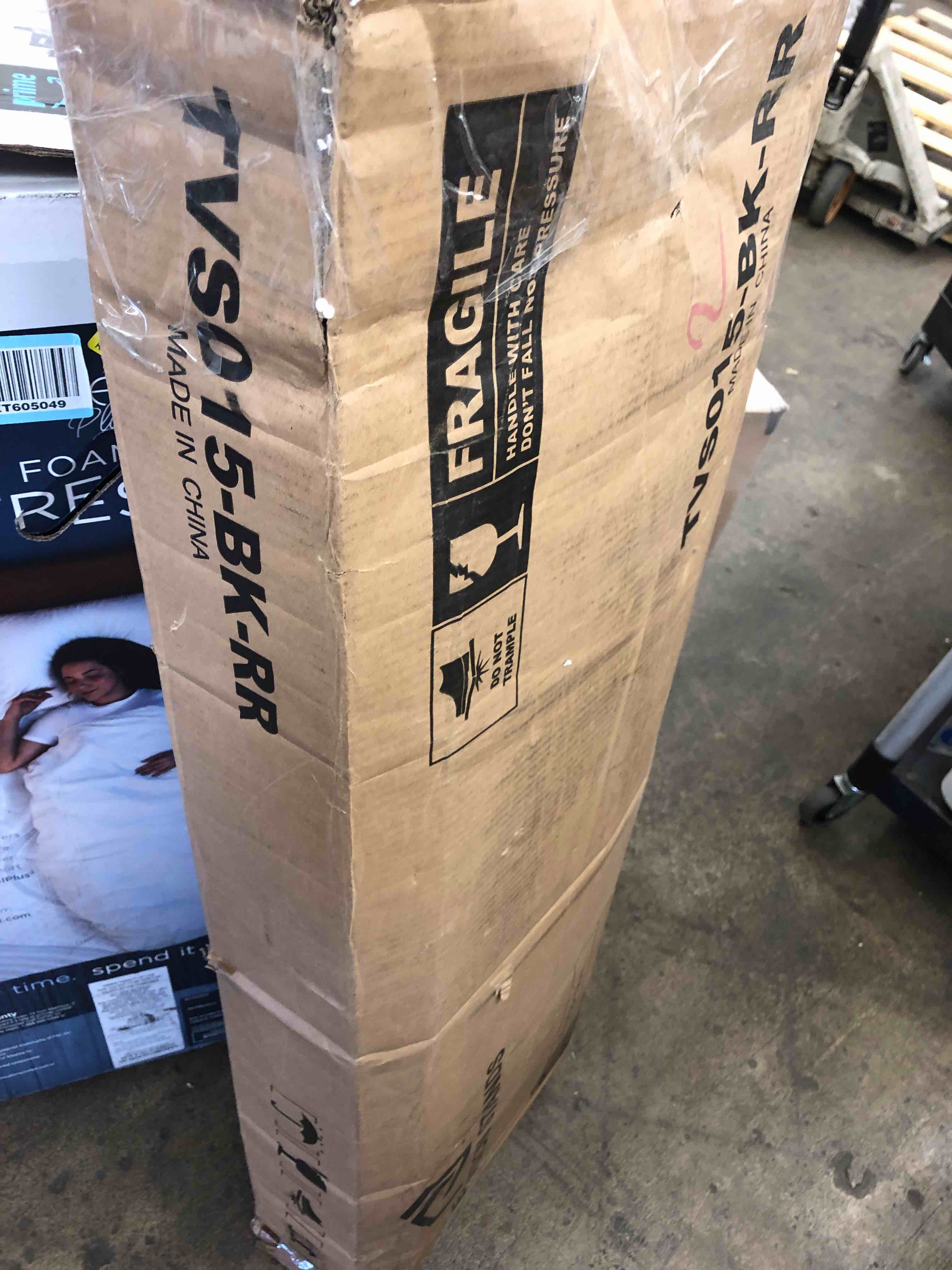https://s3.amazonaws.com/lotting-images-prod/phillipi/YEL5135575_1697741835139.jpeg