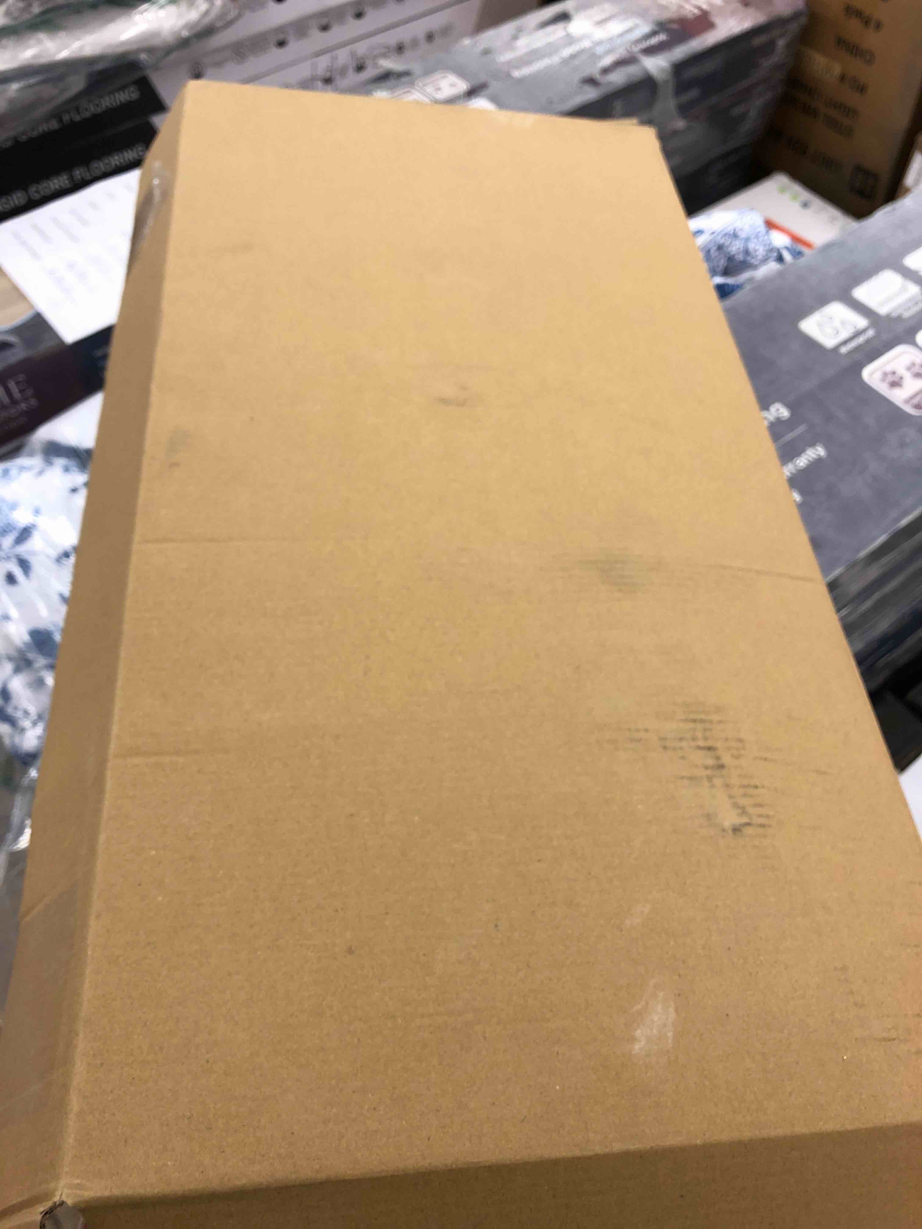 https://s3.amazonaws.com/lotting-images-prod/phillipi/YEL5136045_1701899887555.jpeg