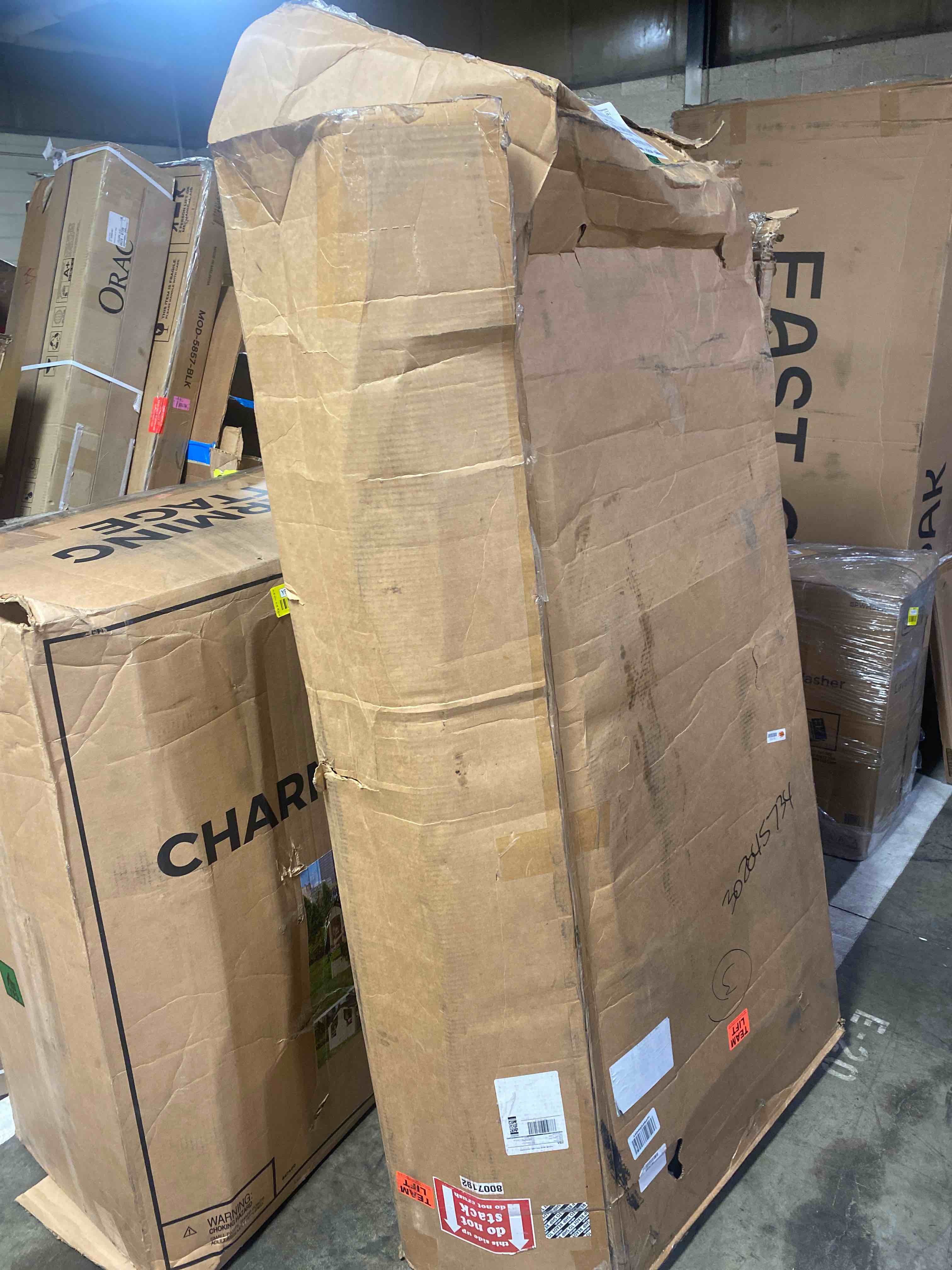https://s3.amazonaws.com/lotting-images-prod/phillipi/YEL5136741_1689625646276.jpeg