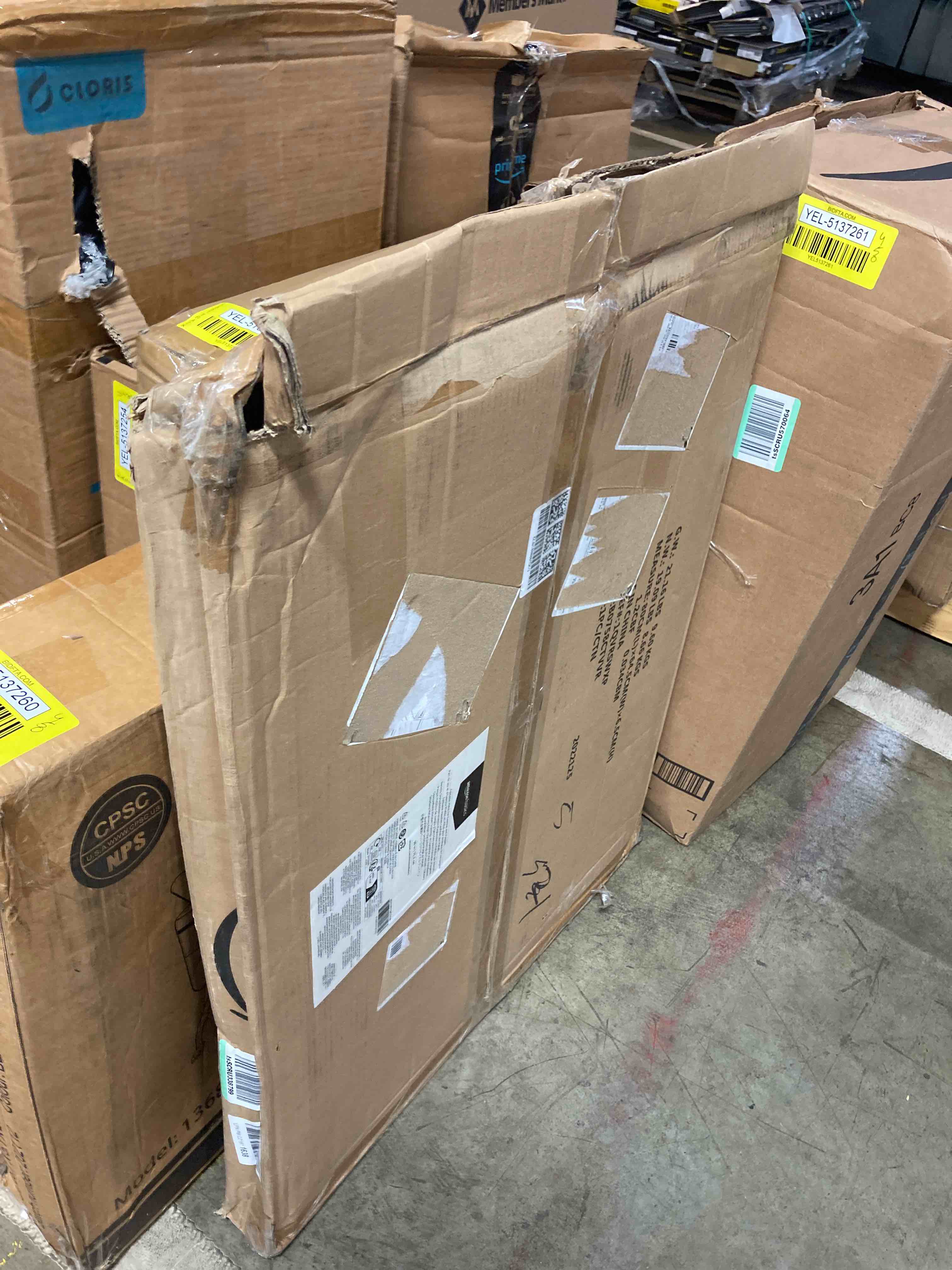 https://s3.amazonaws.com/lotting-images-prod/phillipi/YEL5137262_1693492215646.jpeg