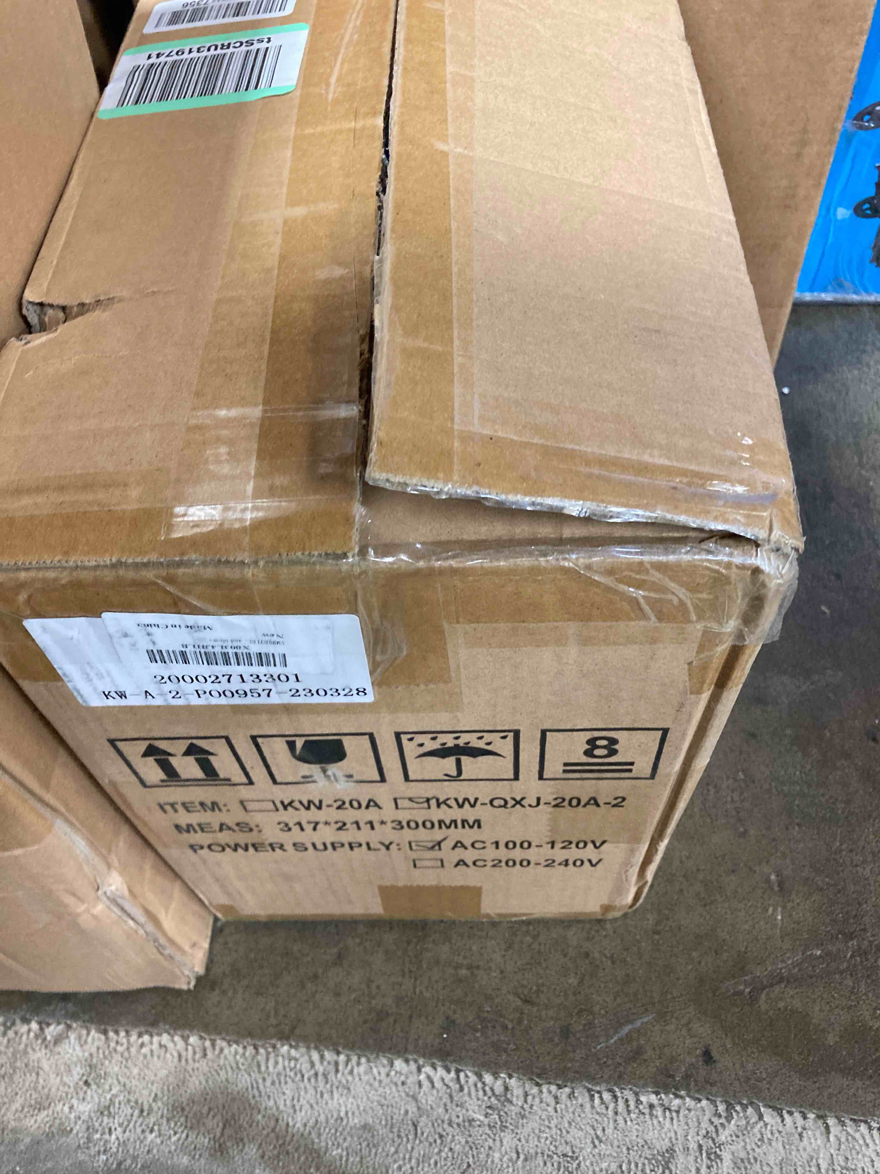 https://s3.amazonaws.com/lotting-images-prod/phillipi/YEL5137513_1695224299353.jpeg