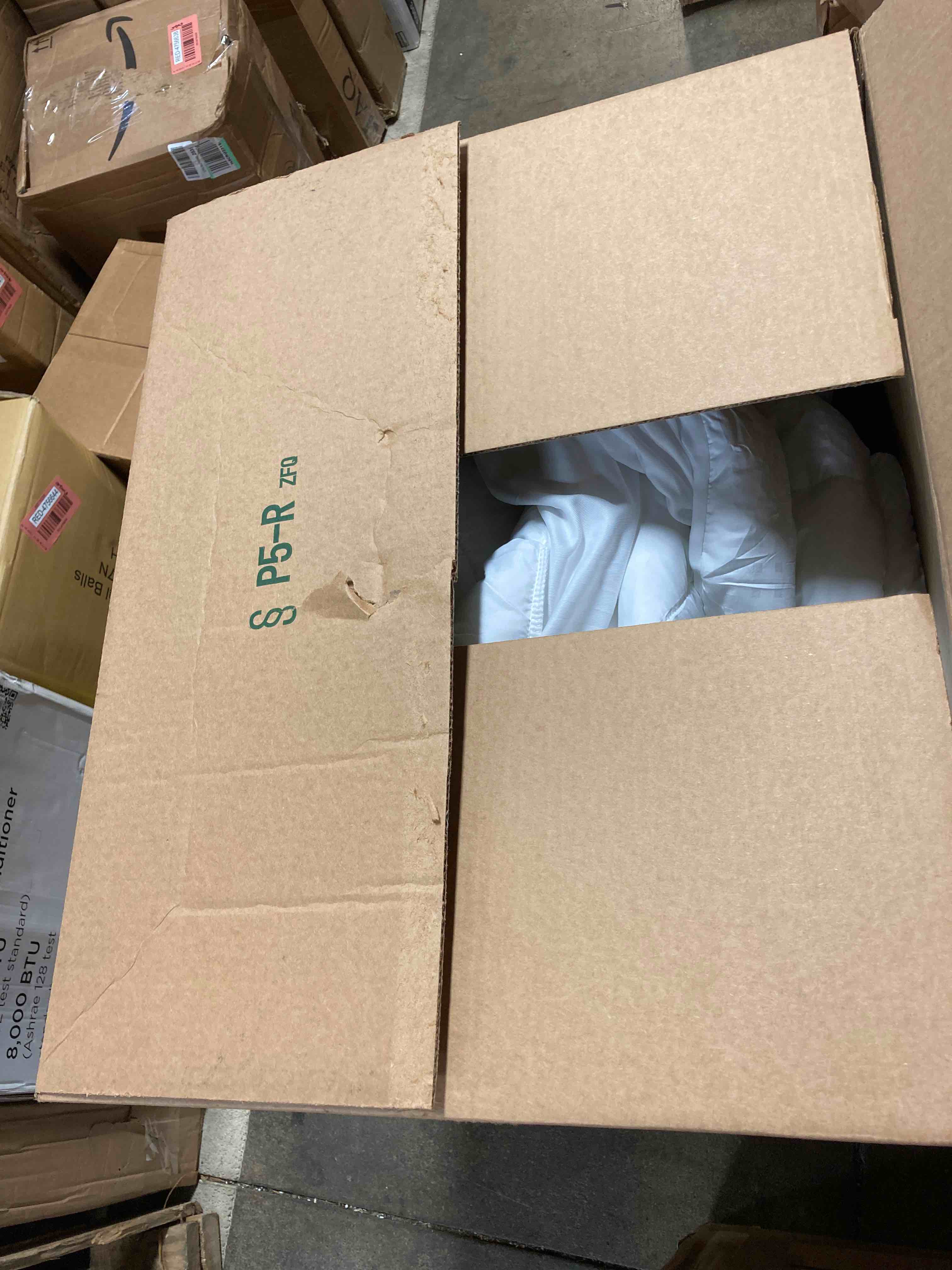 https://s3.amazonaws.com/lotting-images-prod/phillipi/YEL5137528_1695220479997.jpeg
