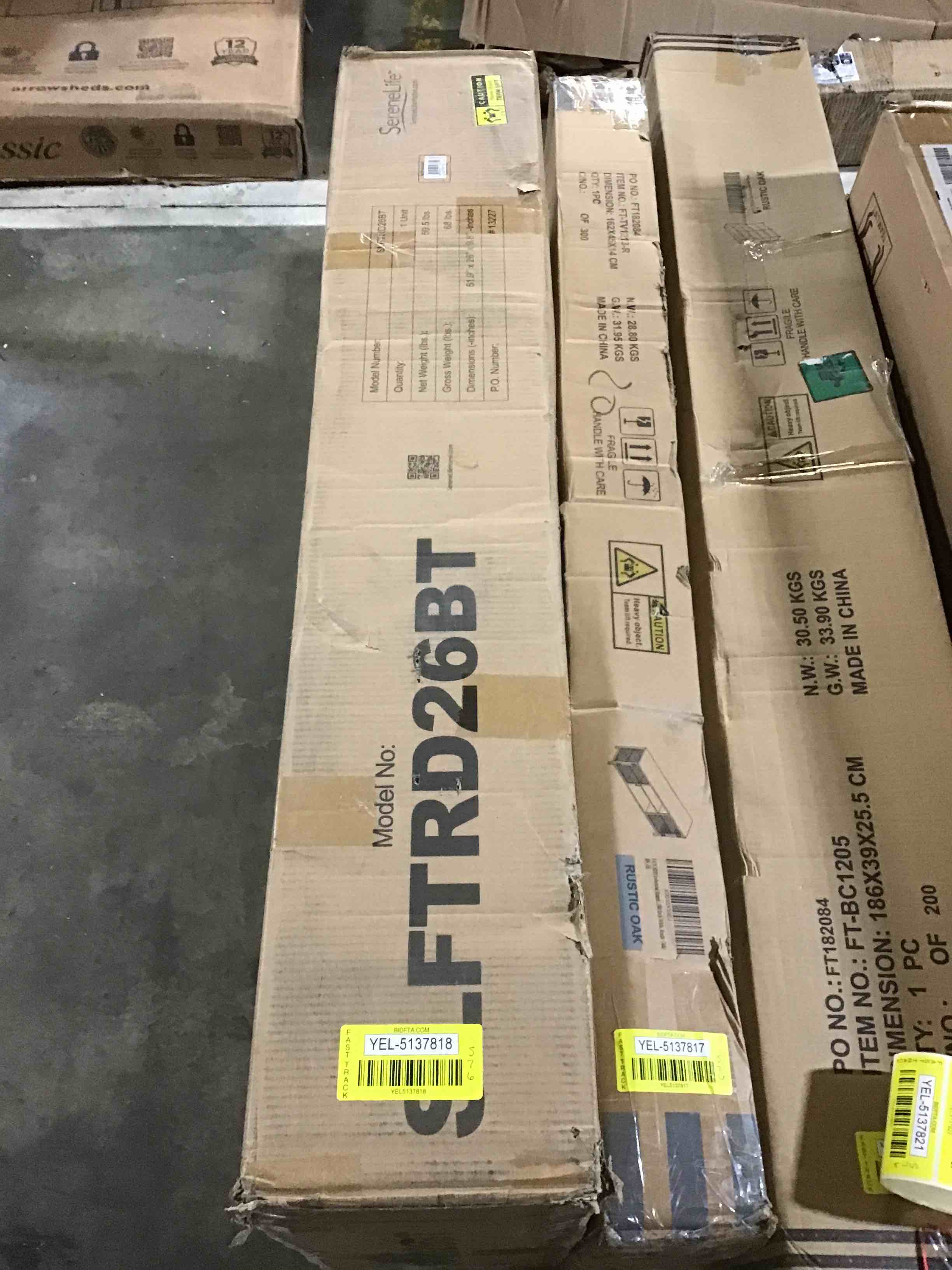 https://s3.amazonaws.com/lotting-images-prod/phillipi/YEL5137818_1695931512223.jpeg