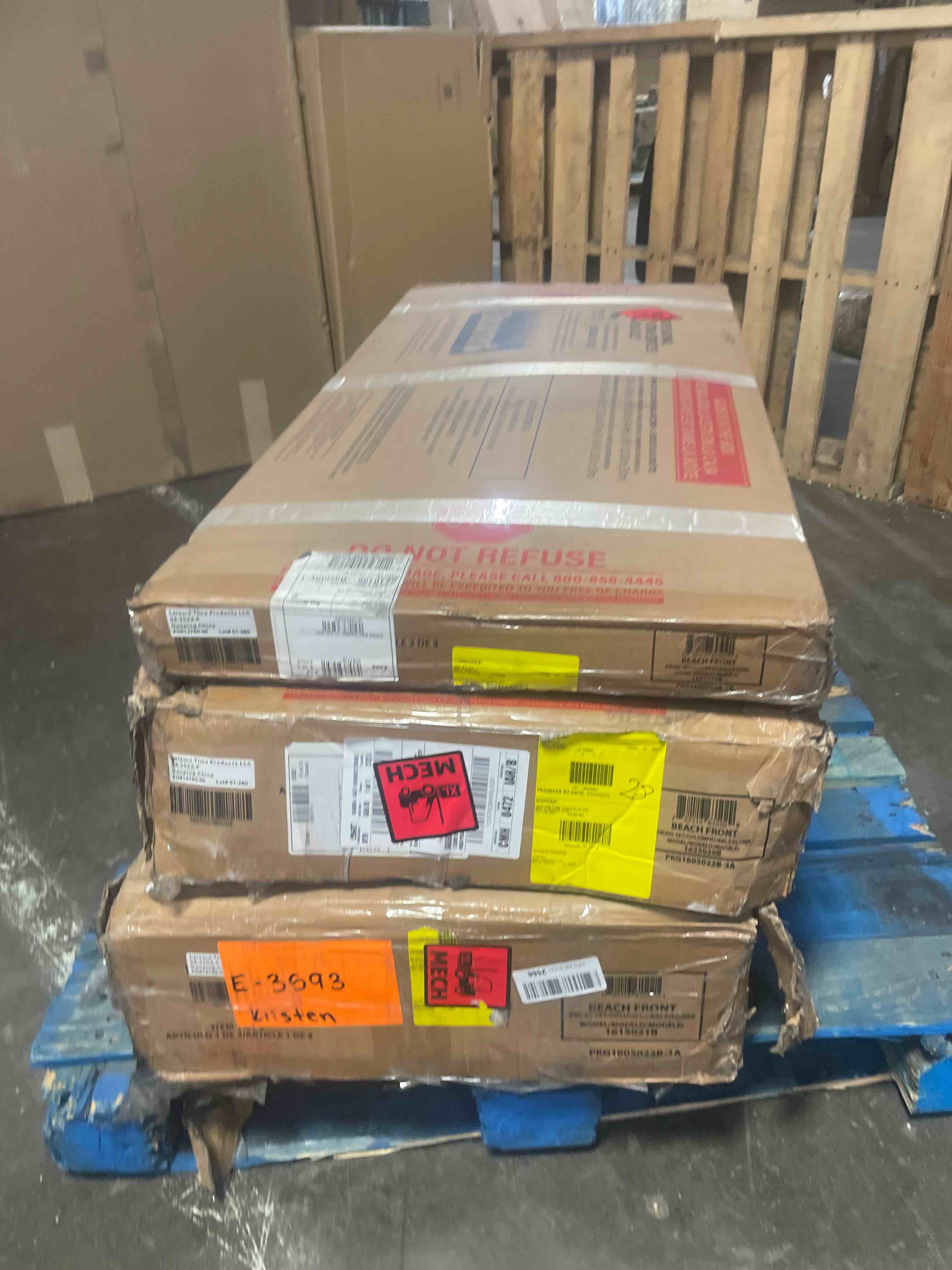 https://s3.amazonaws.com/lotting-images-prod/phillipi/YEL5142101_1692731042805.jpeg