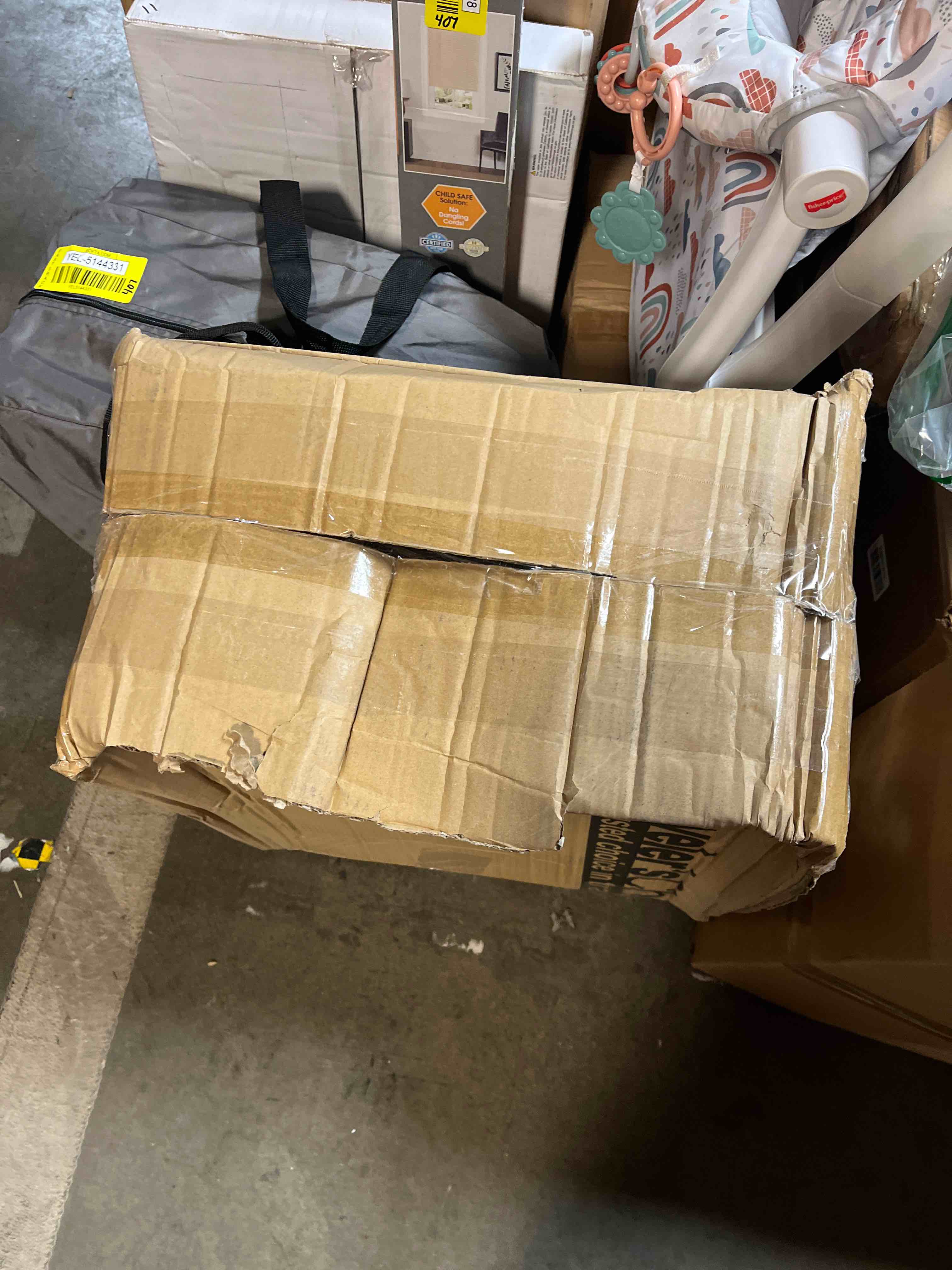 https://s3.amazonaws.com/lotting-images-prod/phillipi/YEL5144332_1710427624275.jpeg