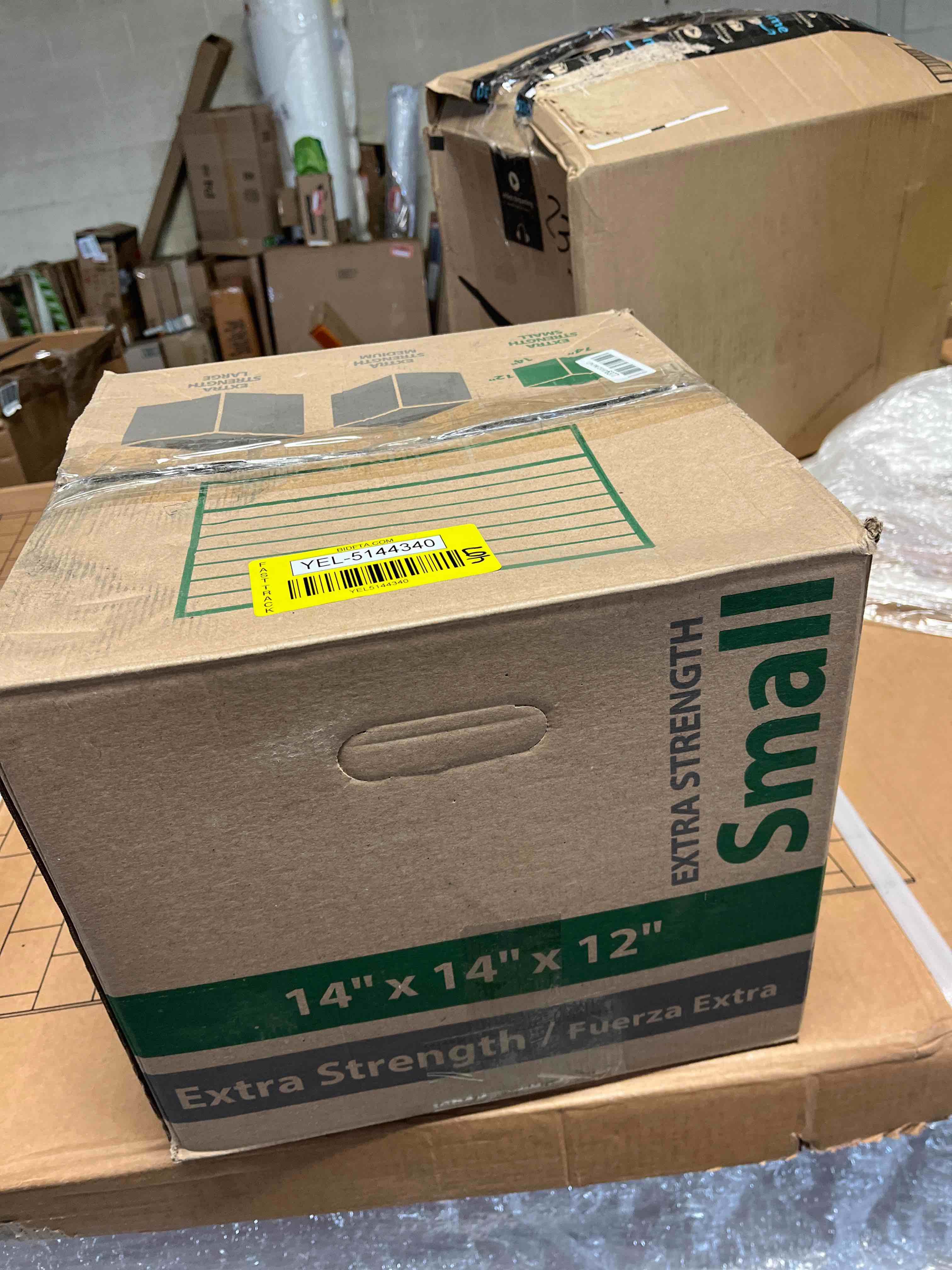 https://s3.amazonaws.com/lotting-images-prod/phillipi/YEL5144340_1710429832502.jpeg