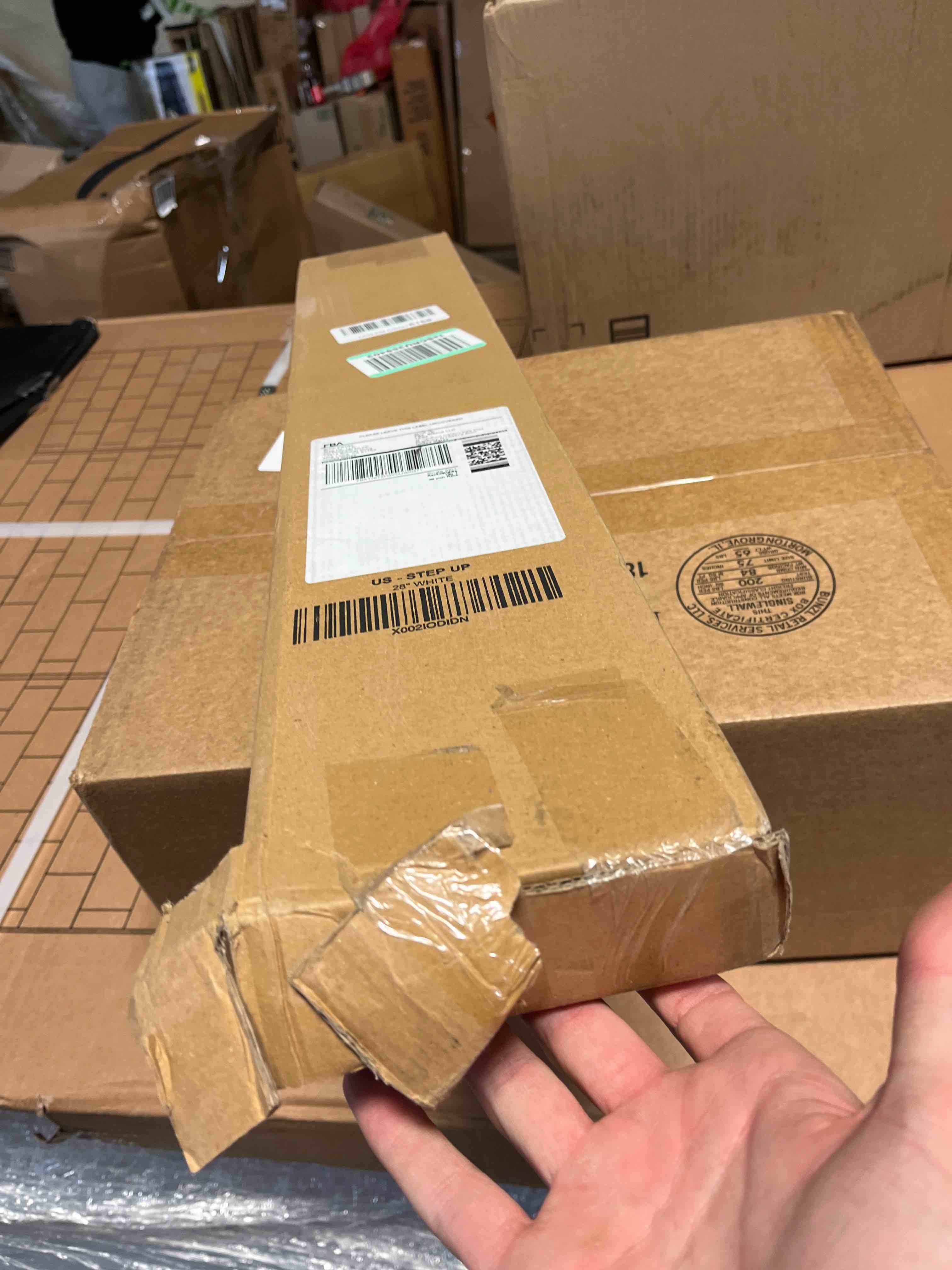 https://s3.amazonaws.com/lotting-images-prod/phillipi/YEL5144347_1710431405374.jpeg