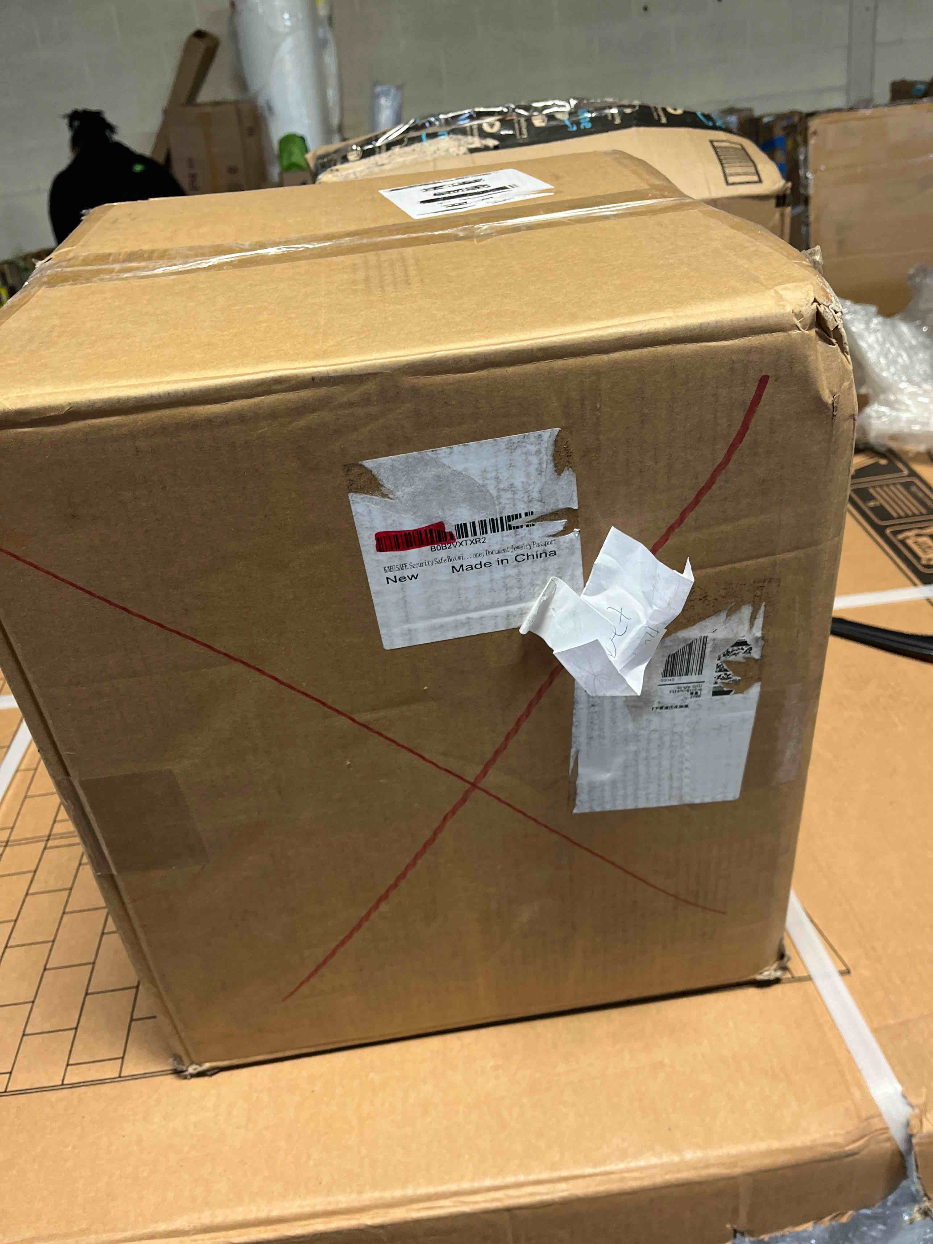 https://s3.amazonaws.com/lotting-images-prod/phillipi/YEL5144356_1710432441142.jpeg