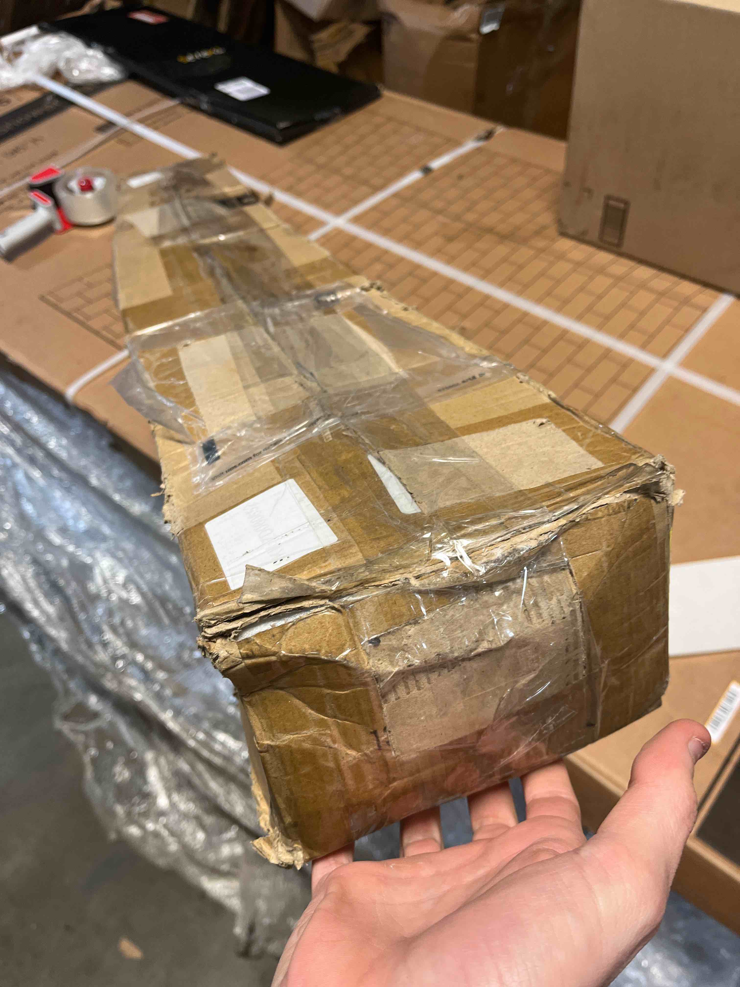 https://s3.amazonaws.com/lotting-images-prod/phillipi/YEL5144359_1710435371692.jpeg