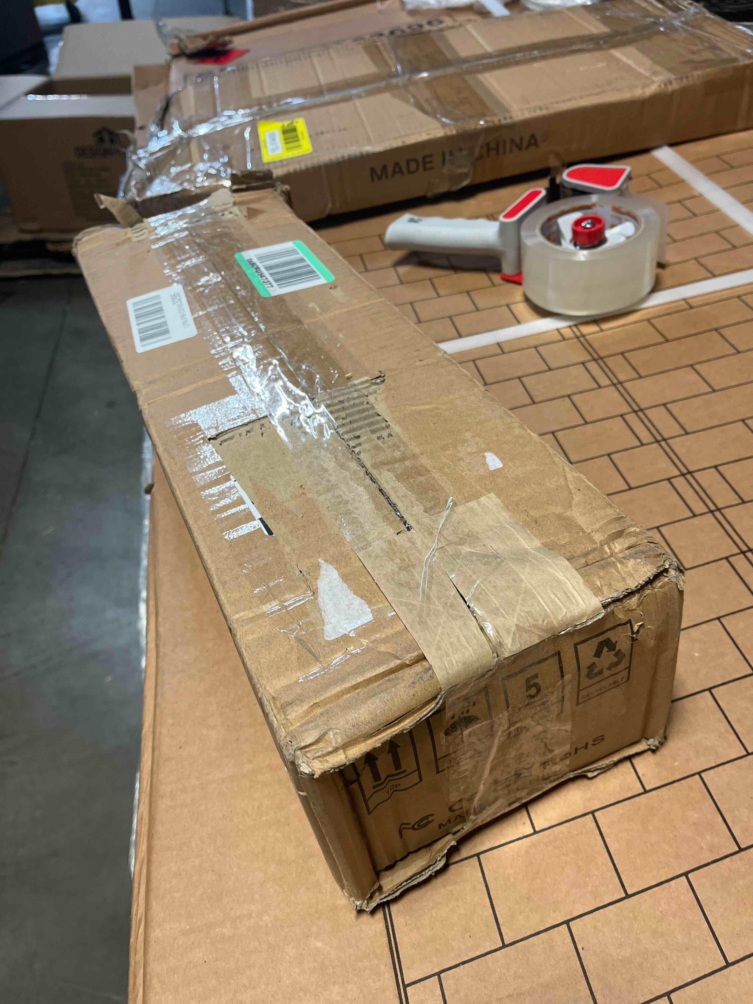 https://s3.amazonaws.com/lotting-images-prod/phillipi/YEL5144361_1710435961223.jpeg