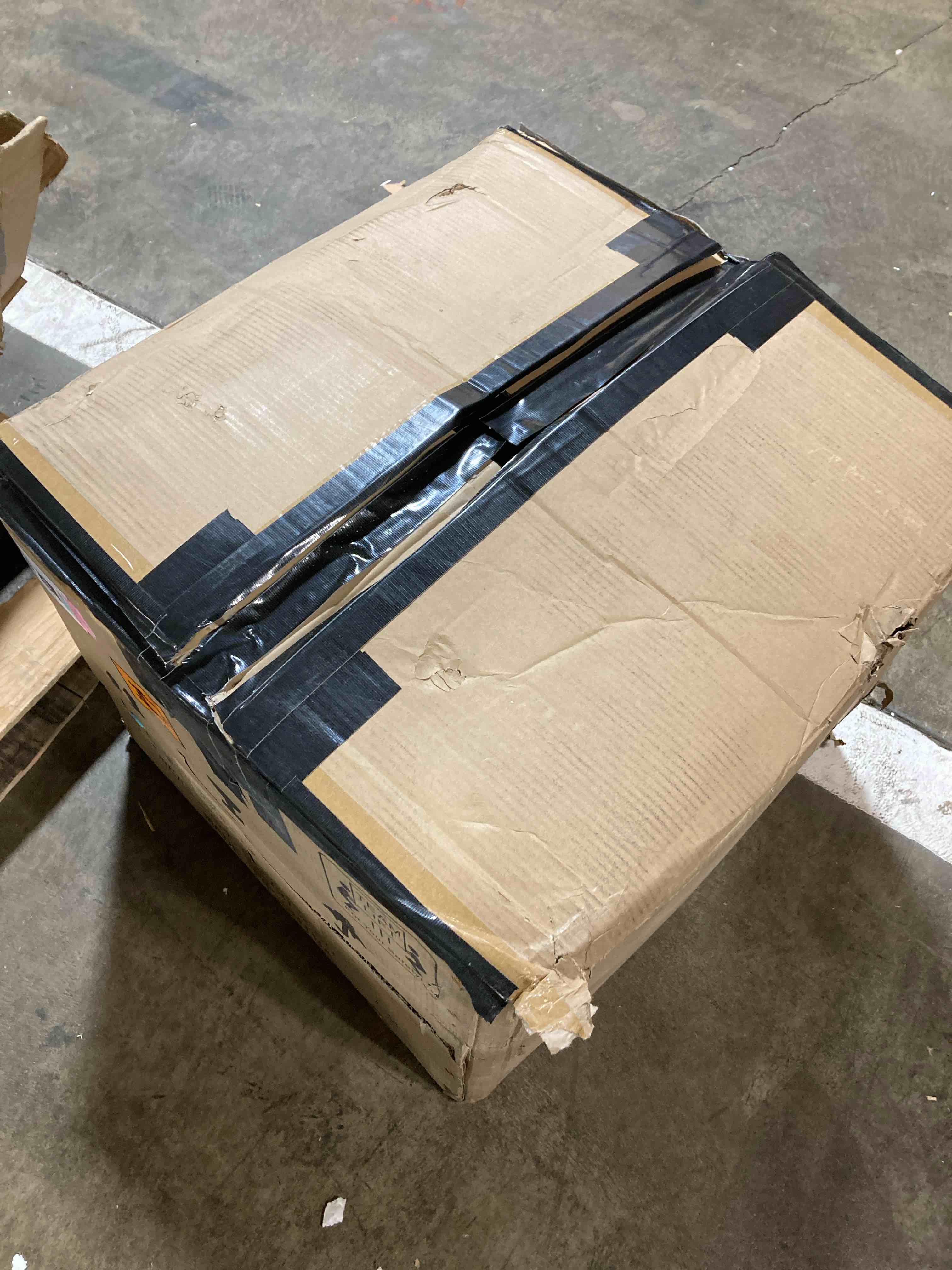 https://s3.amazonaws.com/lotting-images-prod/phillipi/YEL5144463_1711375245111.jpeg
