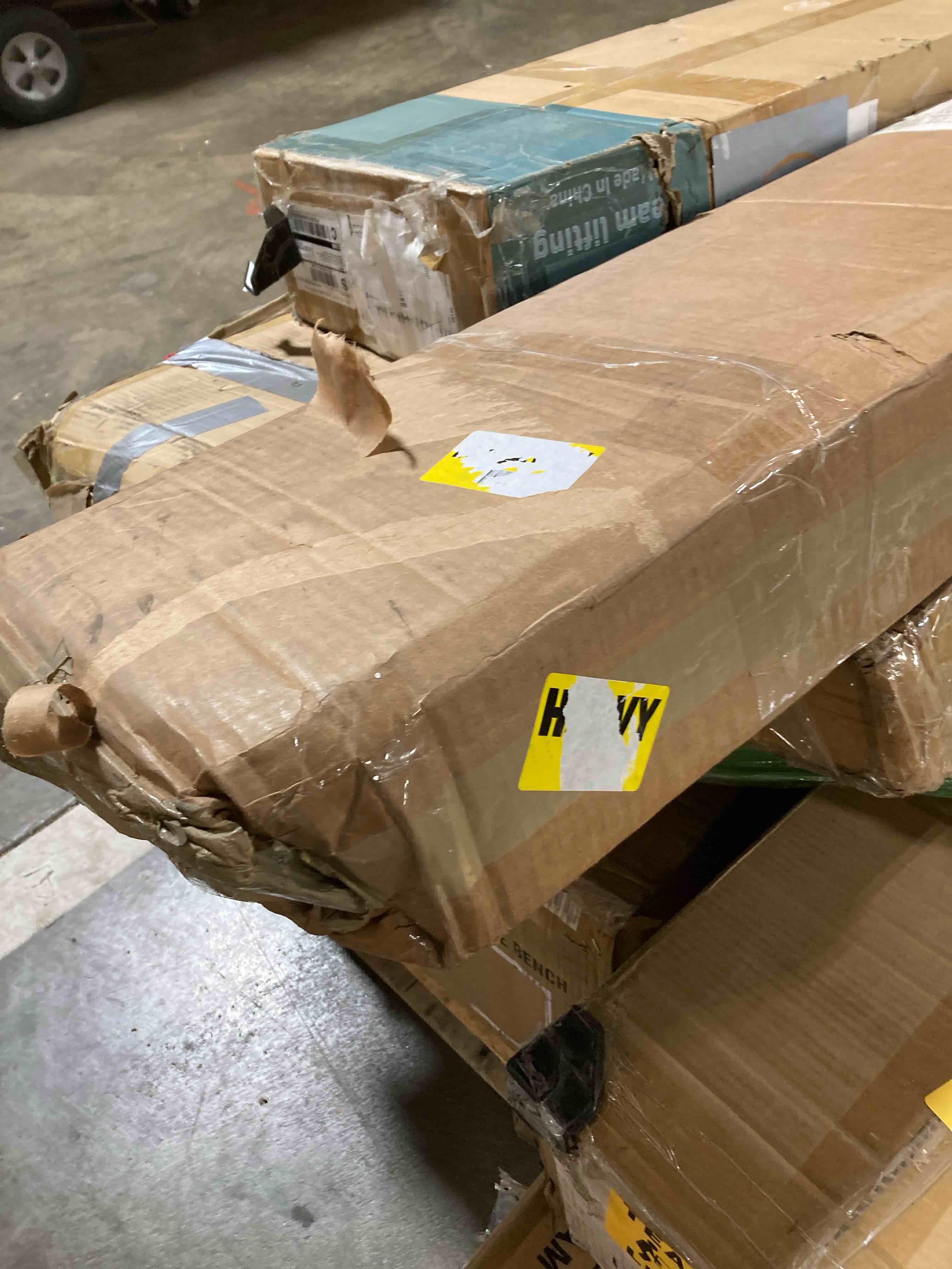 https://s3.amazonaws.com/lotting-images-prod/phillipi/YEL5144464_1711375314262.jpeg