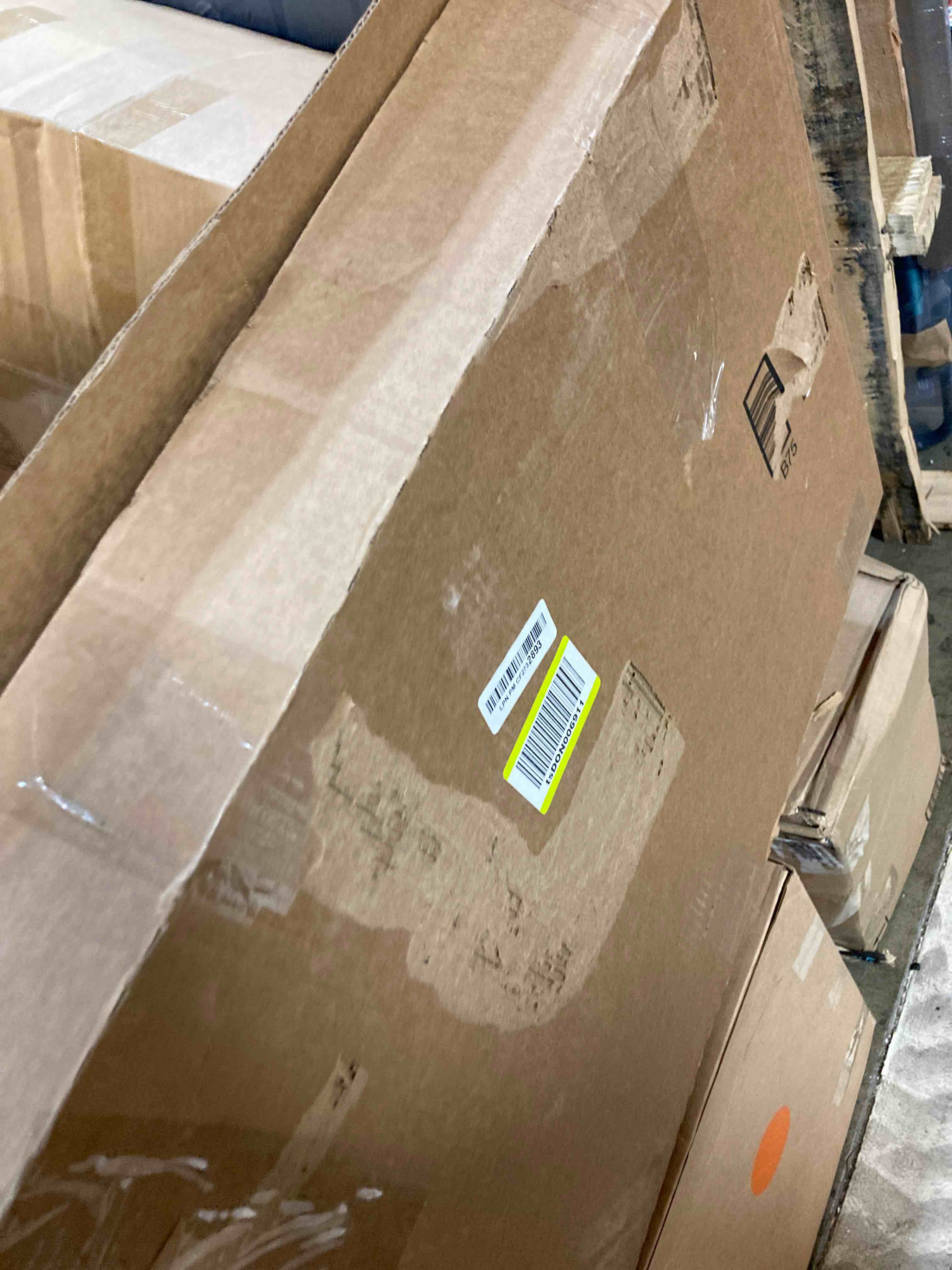 https://s3.amazonaws.com/lotting-images-prod/phillipi/YEL5144544_1711386539891.jpeg