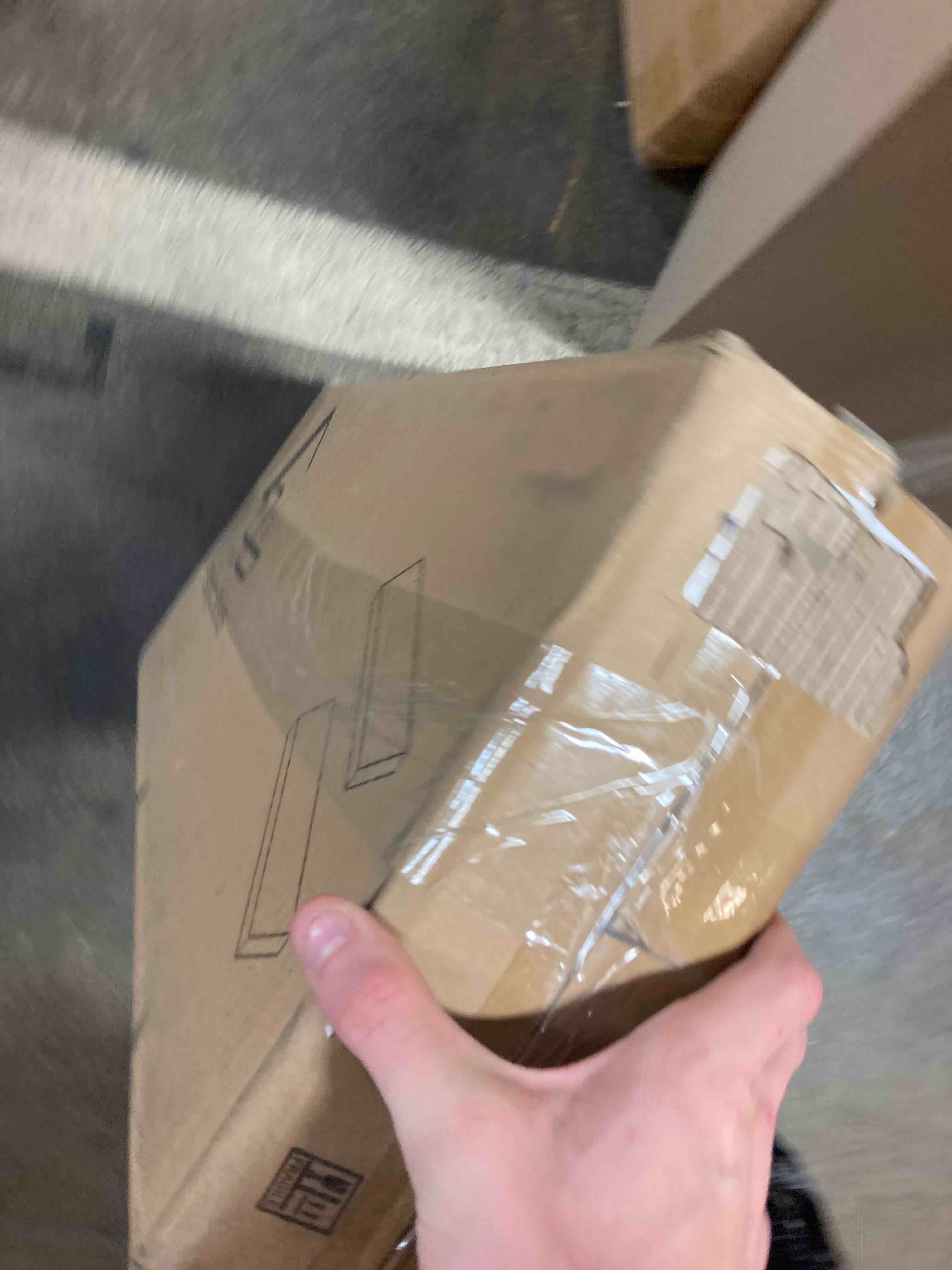 https://s3.amazonaws.com/lotting-images-prod/phillipi/YEL5144858_1711730014420.jpeg