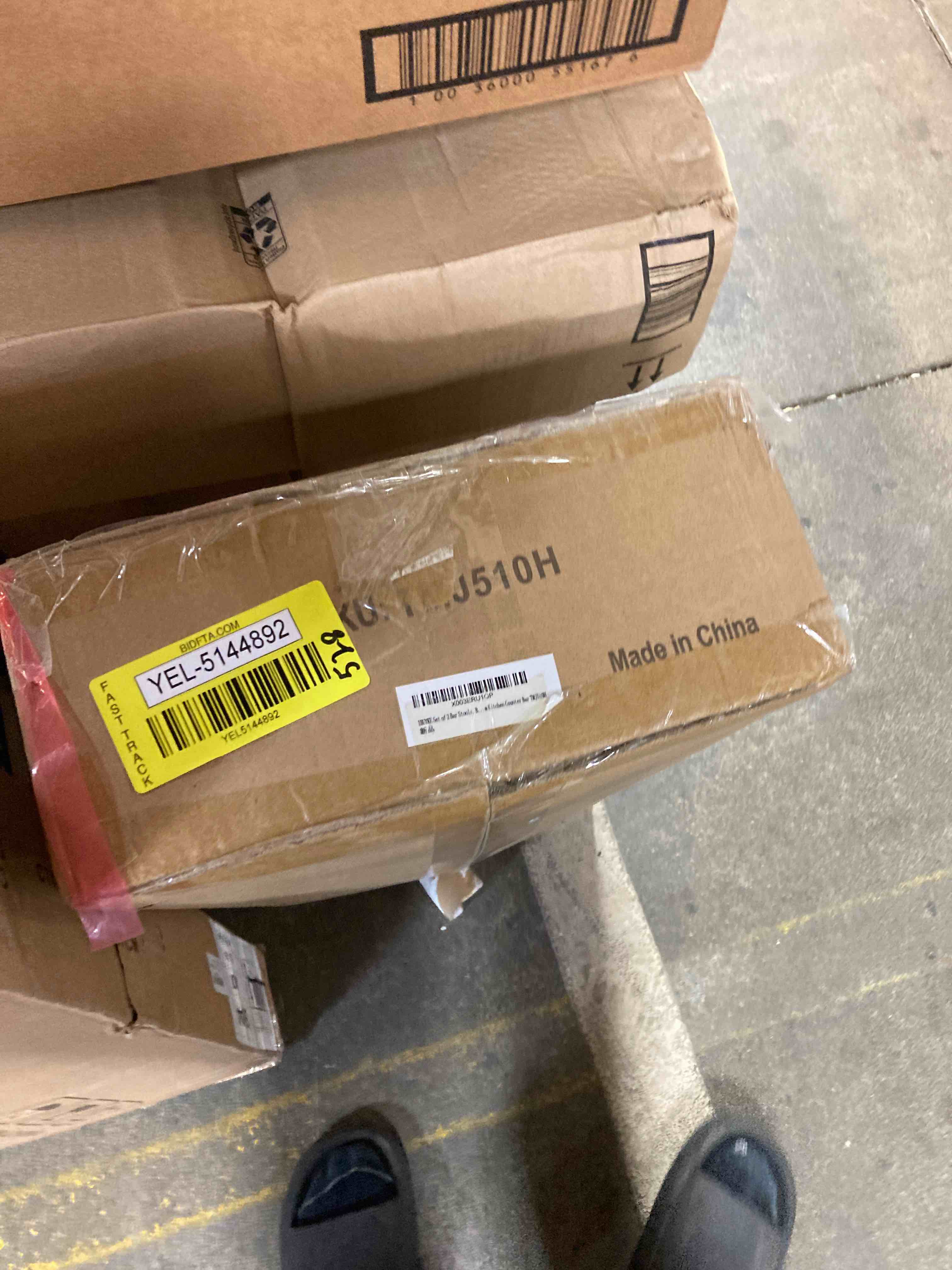 https://s3.amazonaws.com/lotting-images-prod/phillipi/YEL5144892_1711740288254.jpeg