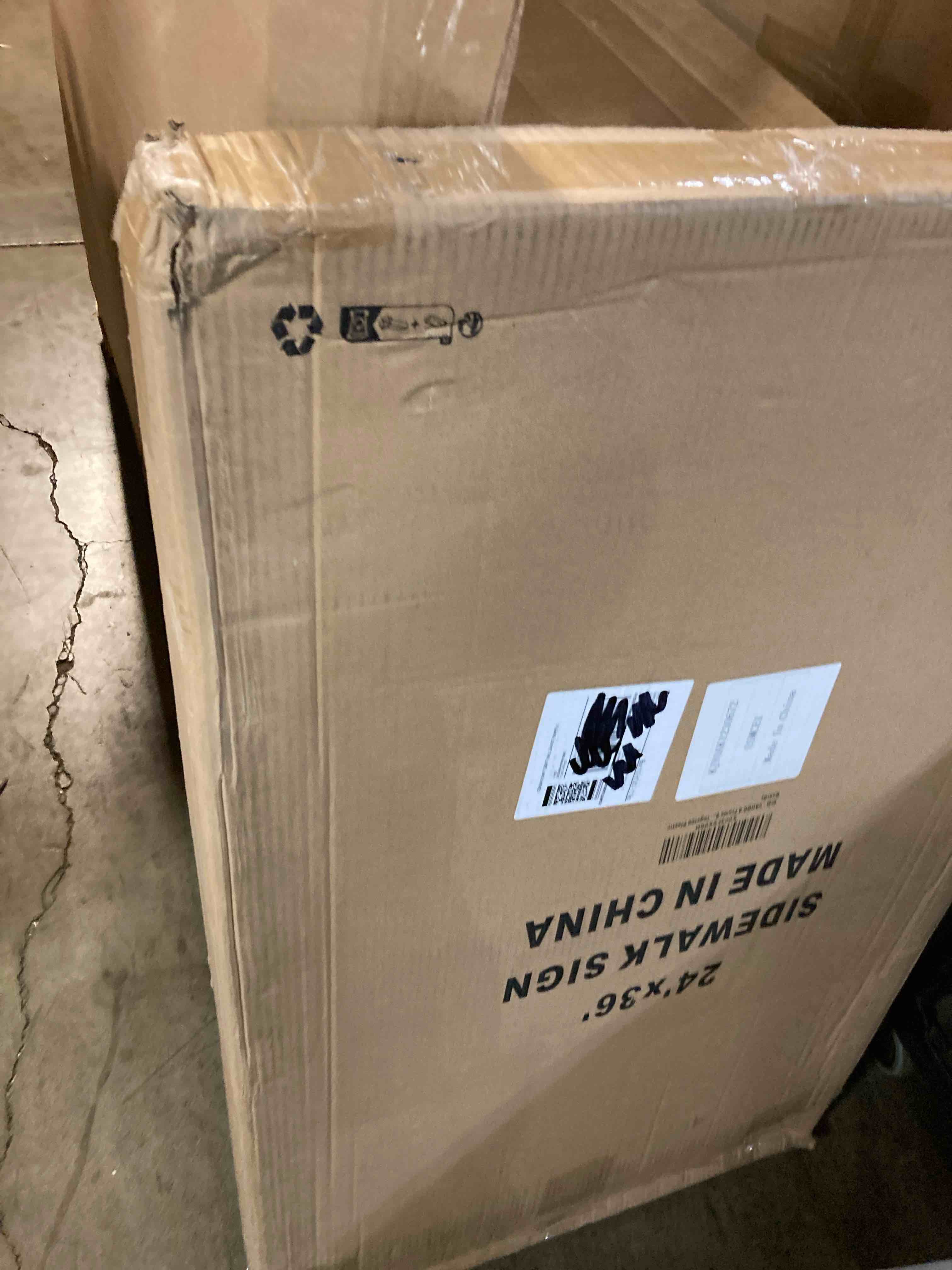 https://s3.amazonaws.com/lotting-images-prod/phillipi/YEL5145015_1712168619880.jpeg