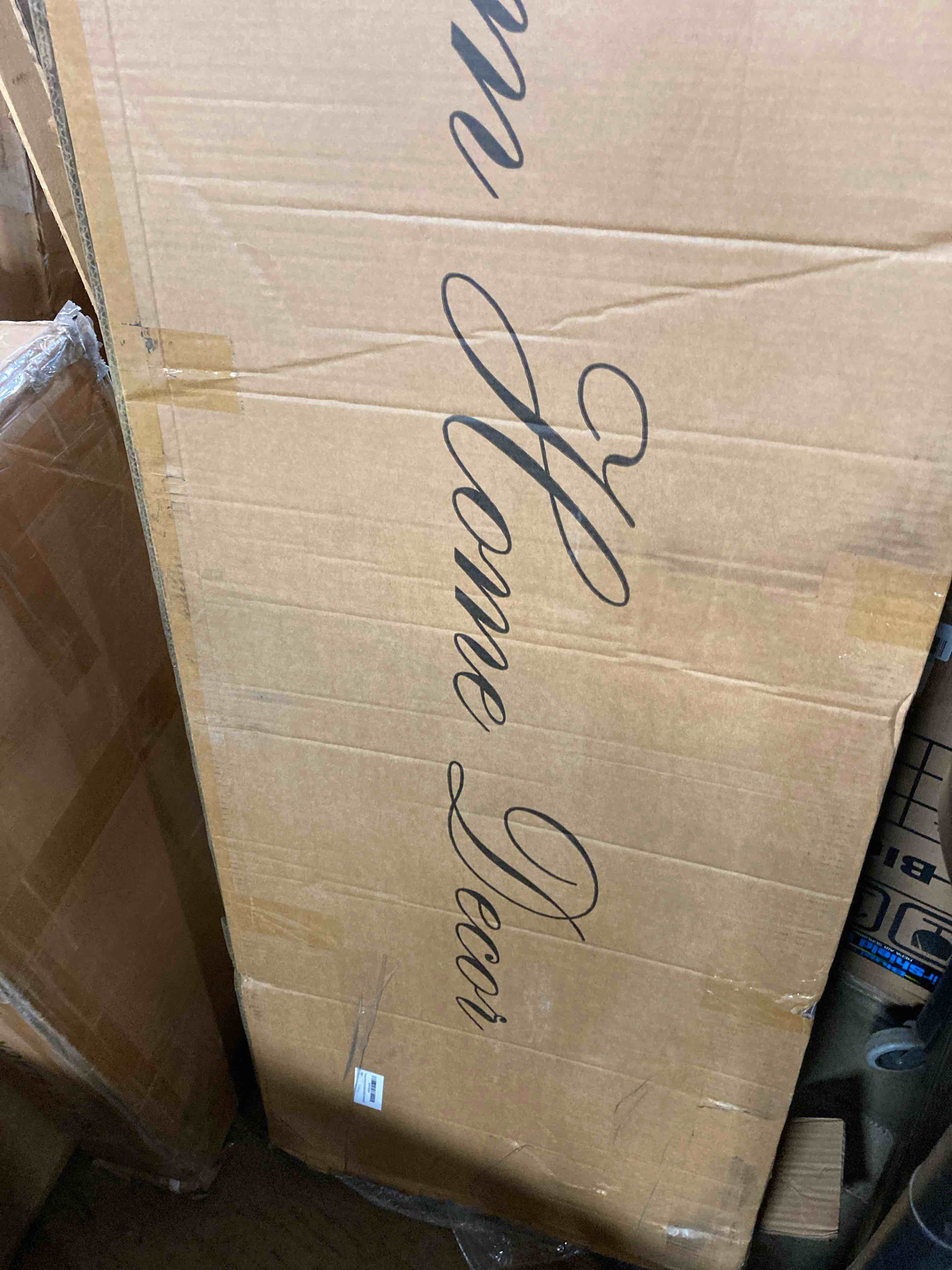 https://s3.amazonaws.com/lotting-images-prod/phillipi/YEL5145040_1712171498384.jpeg