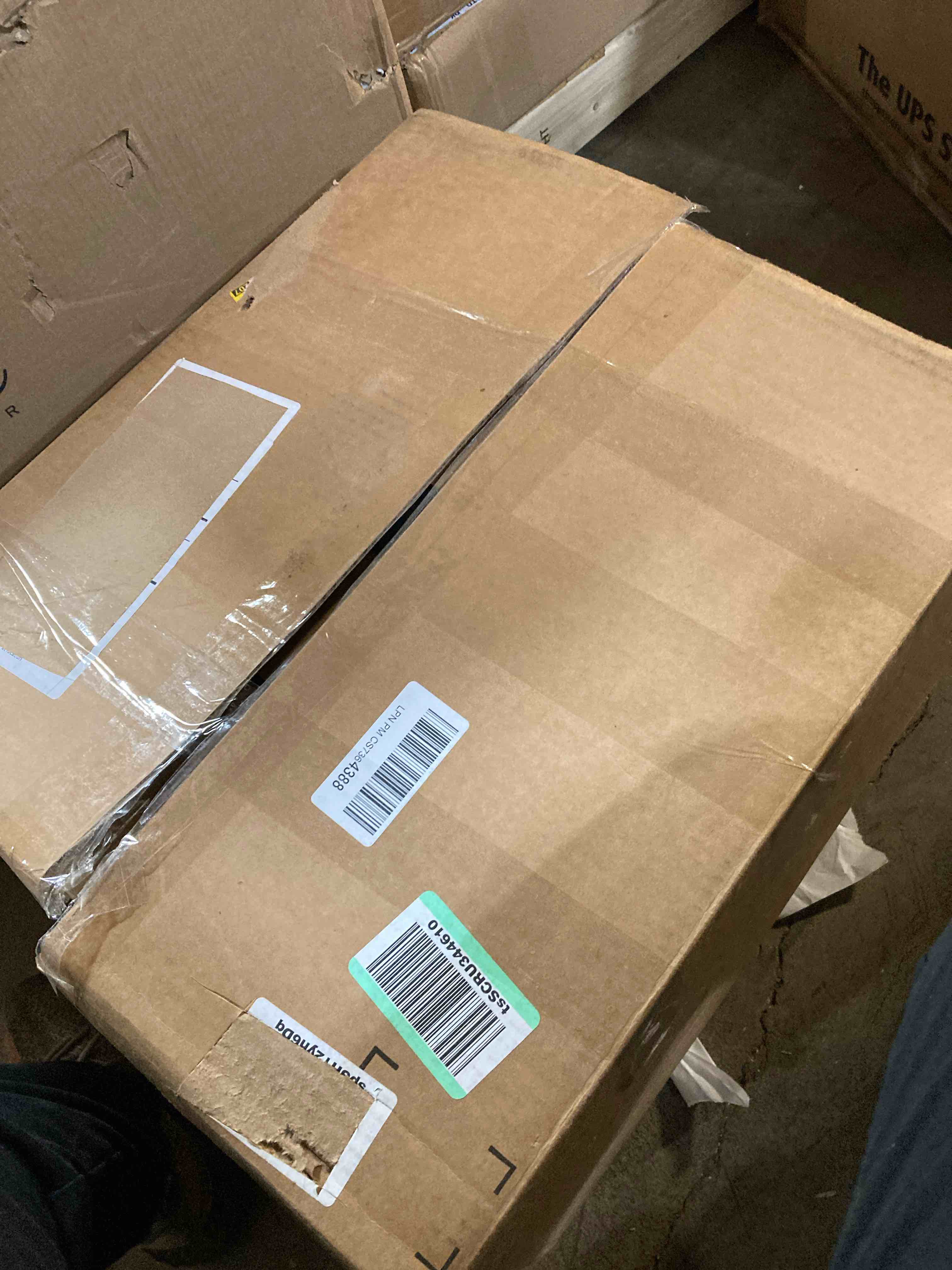 https://s3.amazonaws.com/lotting-images-prod/phillipi/YEL5145044_1712172086531.jpeg