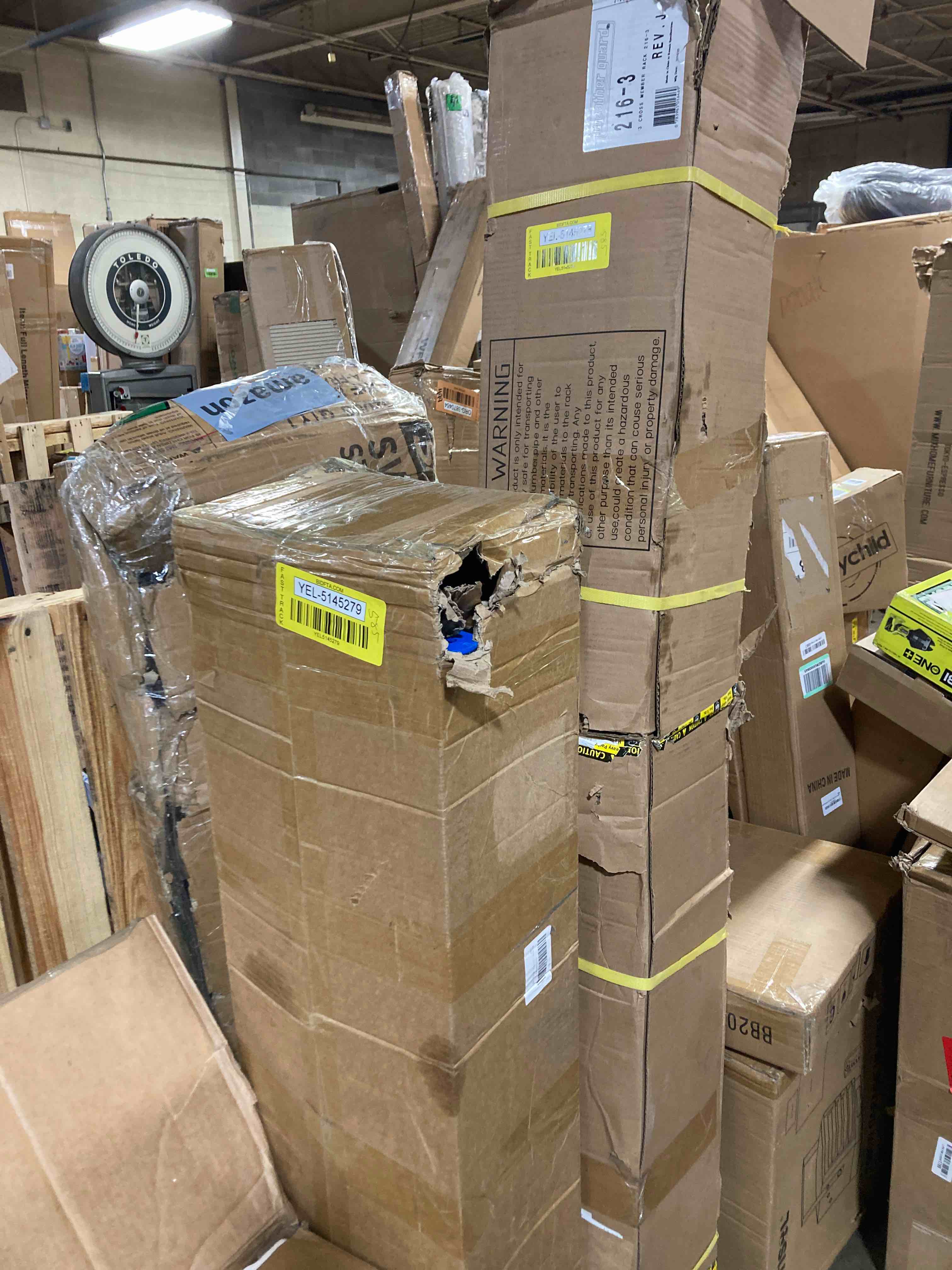 https://s3.amazonaws.com/lotting-images-prod/phillipi/YEL5145279_1712767518152.jpeg