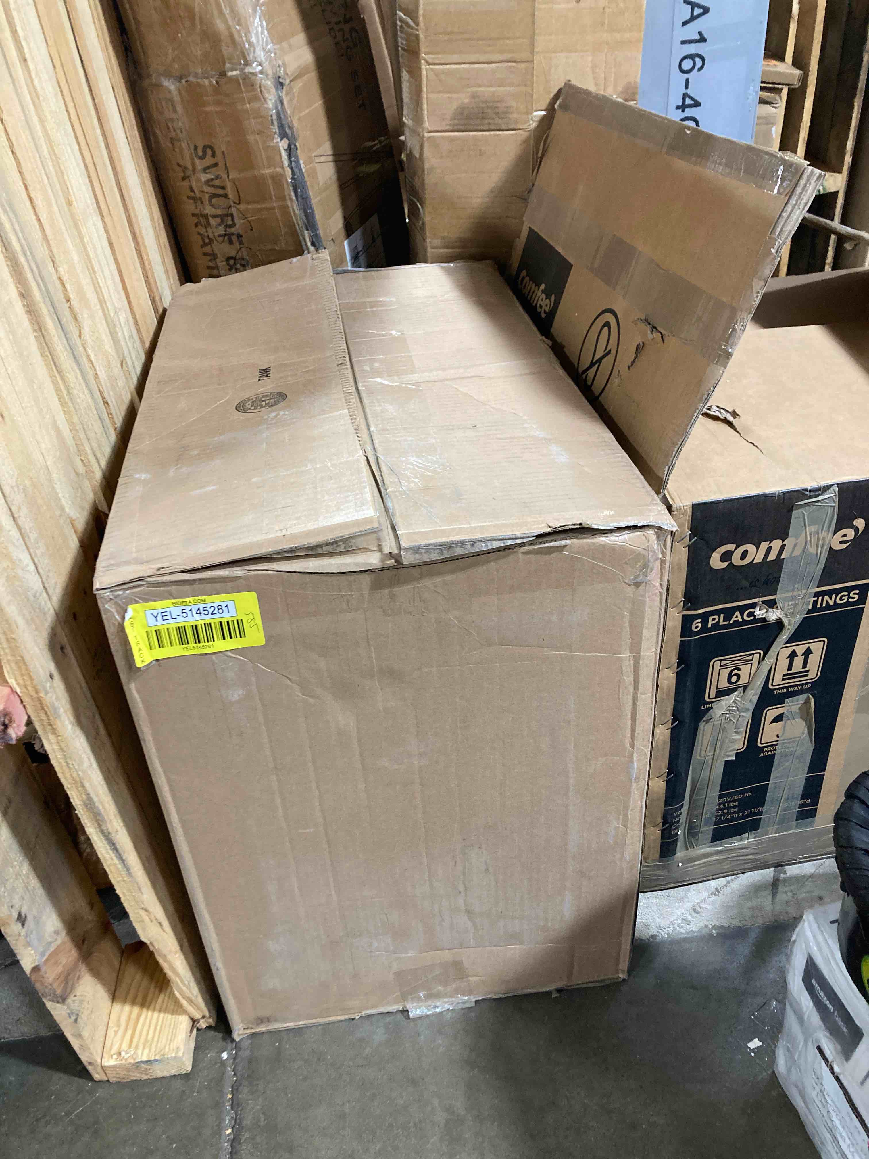 https://s3.amazonaws.com/lotting-images-prod/phillipi/YEL5145281_1712768137813.jpeg
