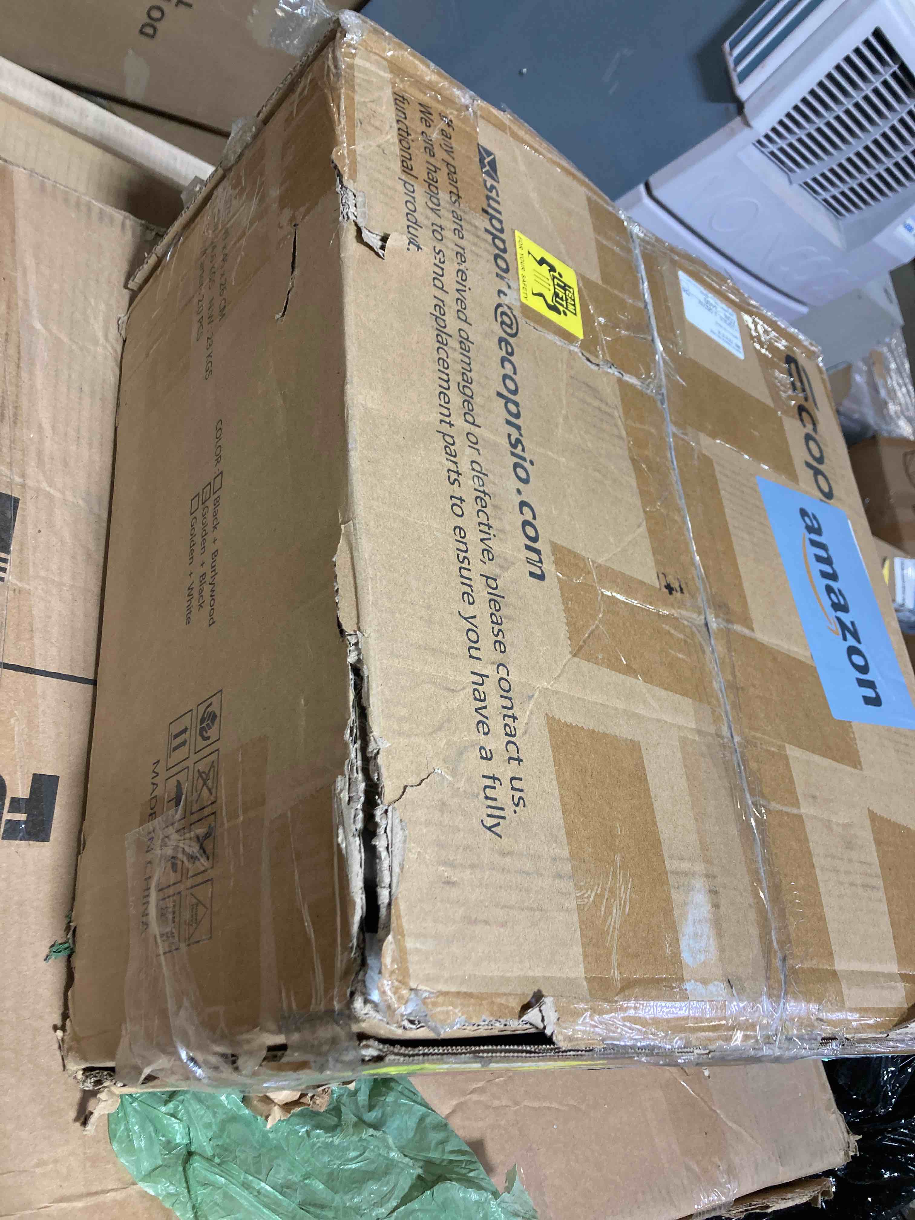 https://s3.amazonaws.com/lotting-images-prod/phillipi/YEL5145295_1712772356487.jpeg