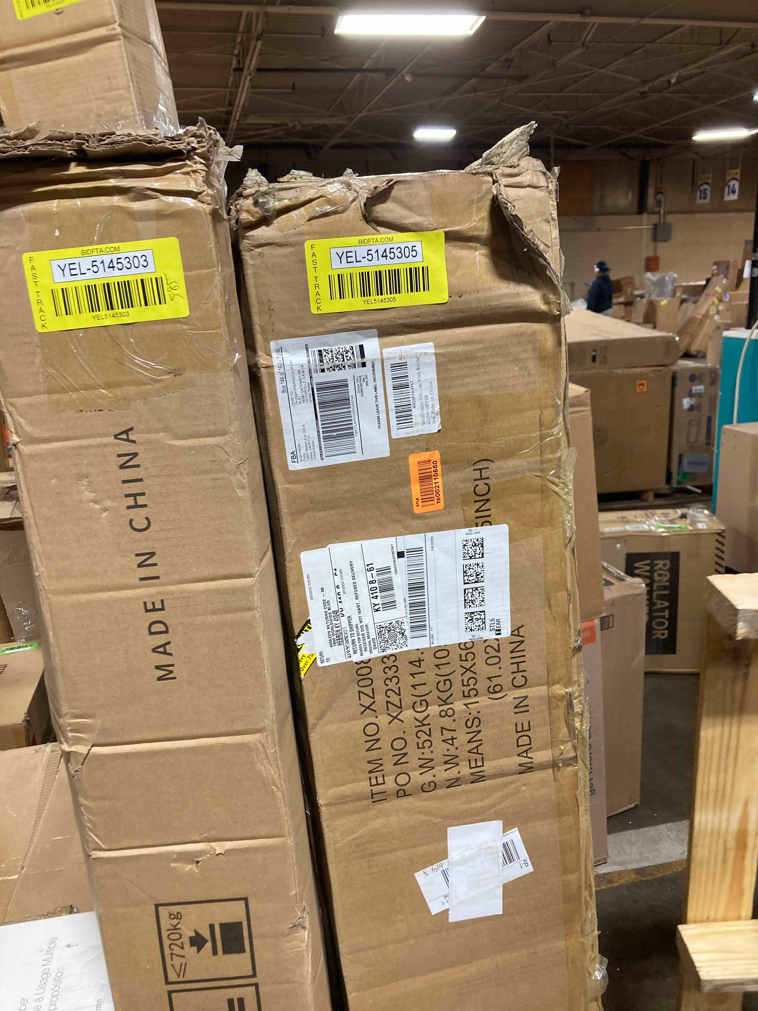 https://s3.amazonaws.com/lotting-images-prod/phillipi/YEL5145305_1712776931967.jpeg