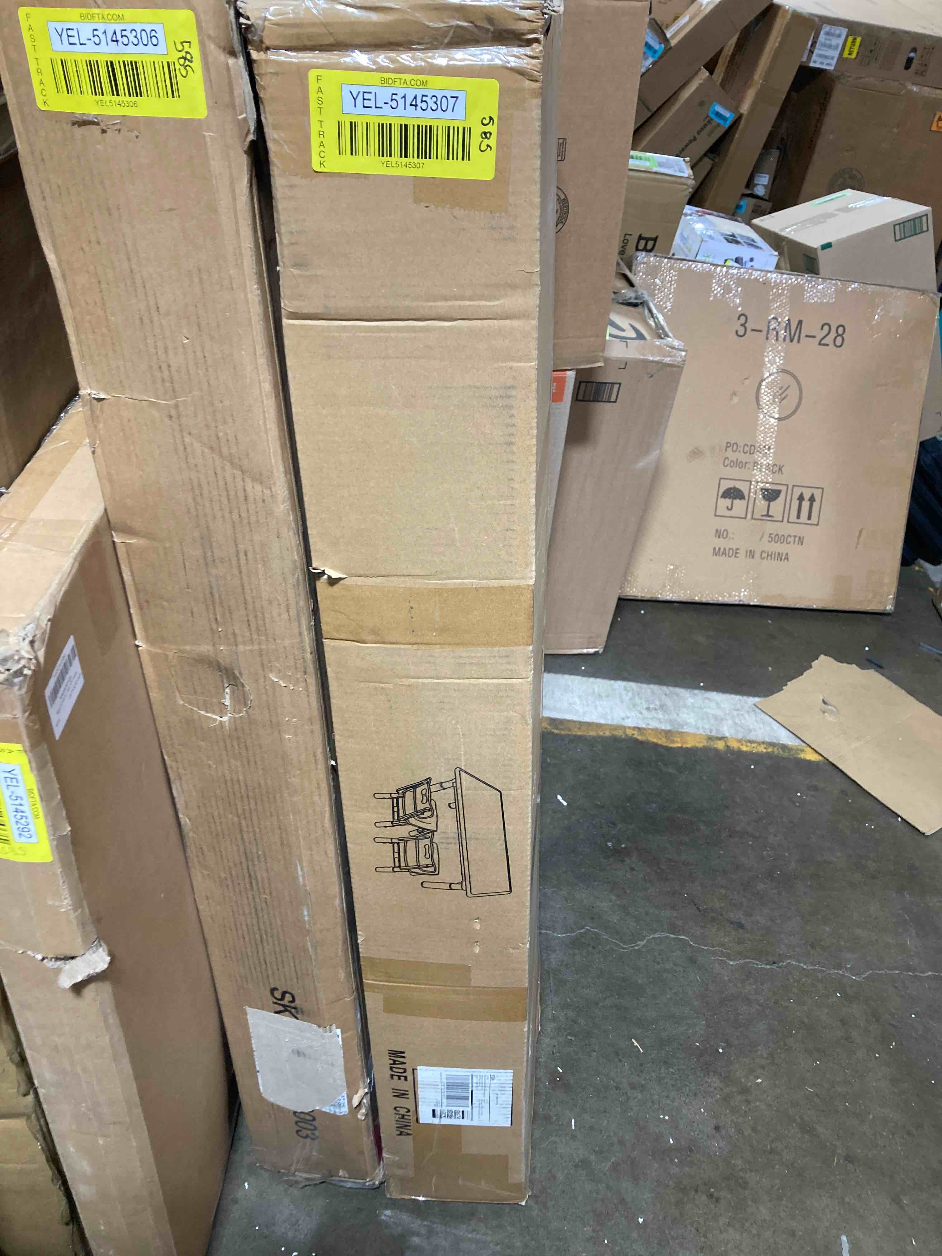 https://s3.amazonaws.com/lotting-images-prod/phillipi/YEL5145307_1712847368995.jpeg