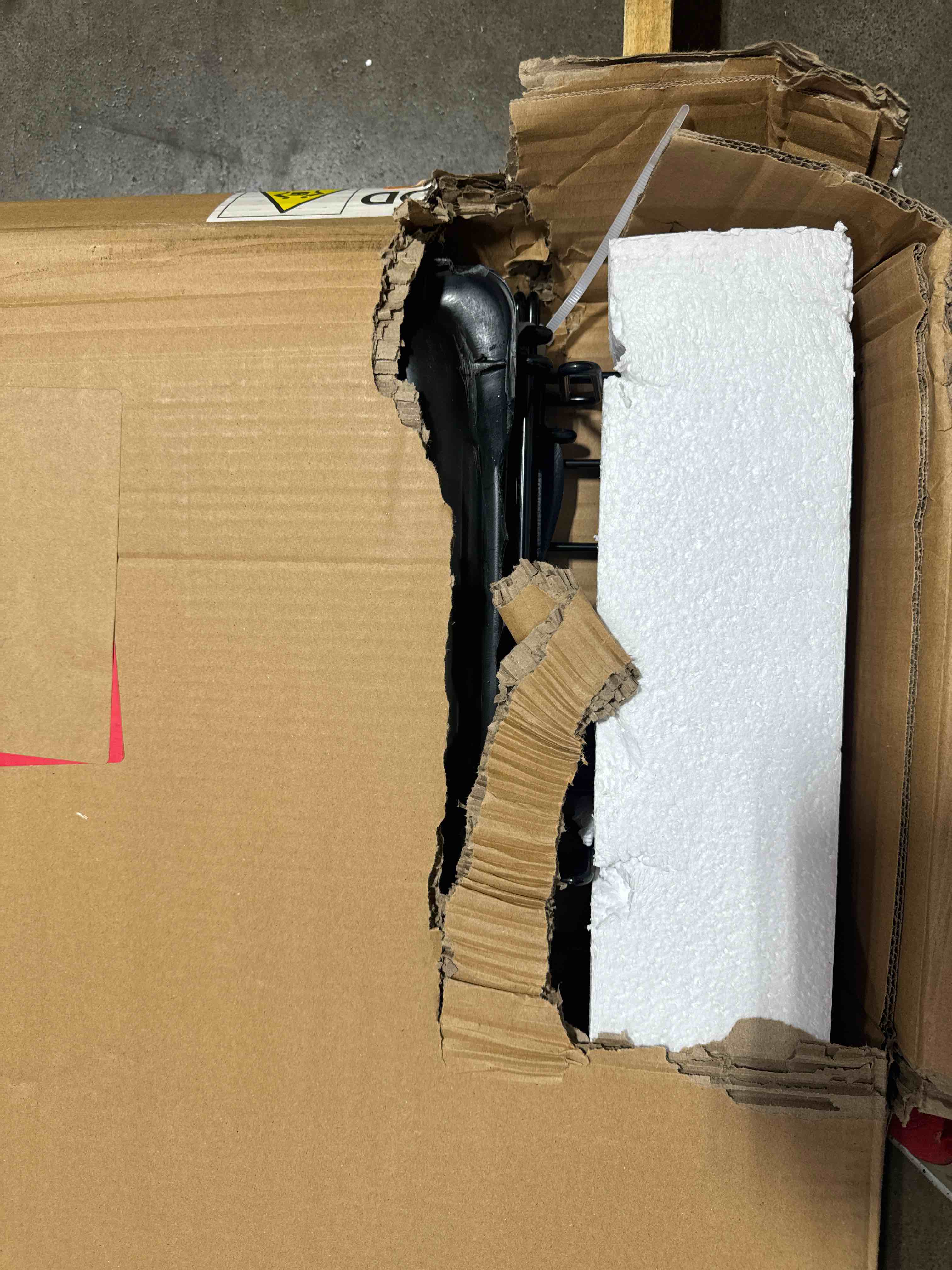 https://s3.amazonaws.com/lotting-images-prod/phillipi/YEL5145315_1712848588644.jpeg