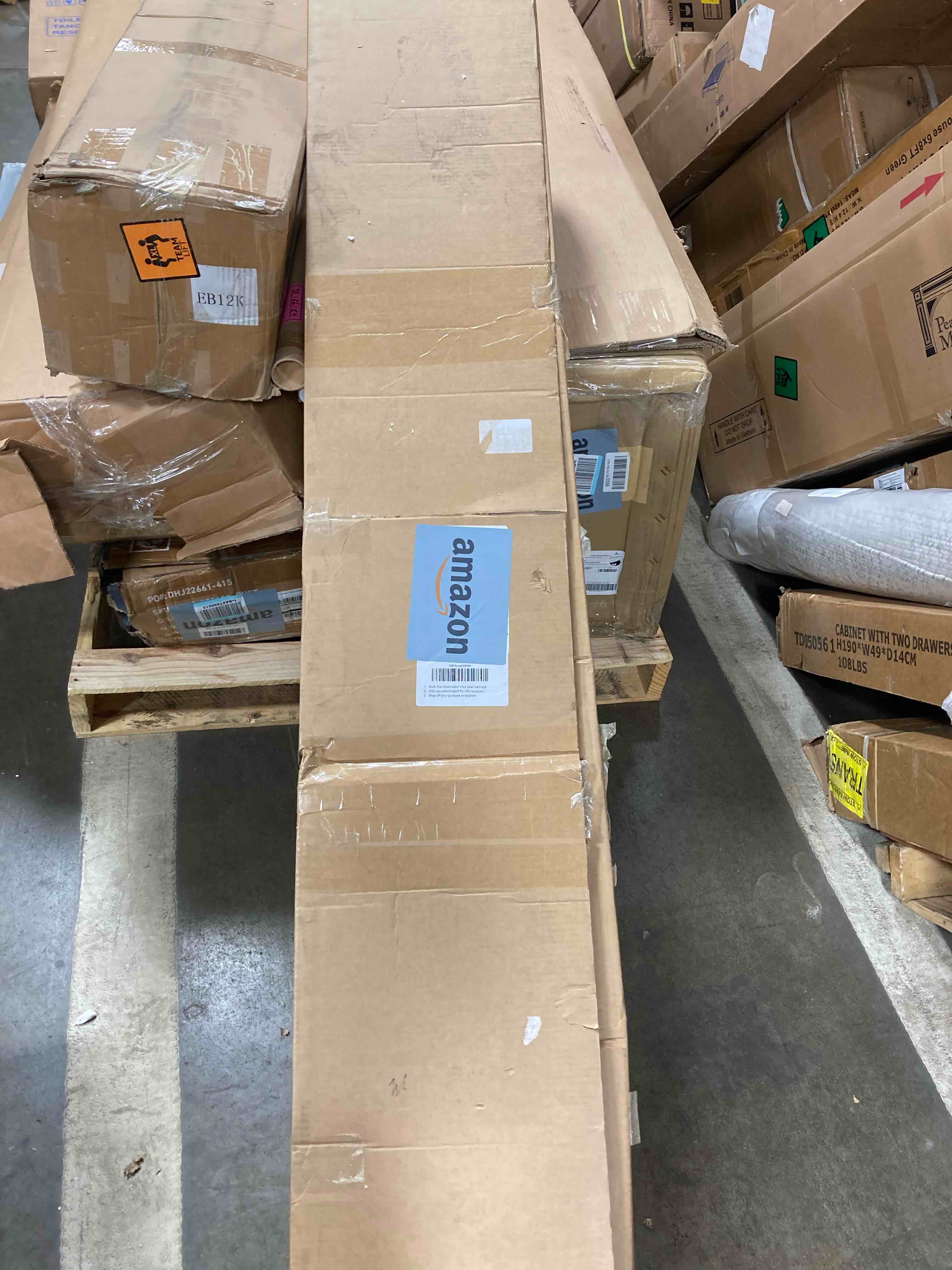 https://s3.amazonaws.com/lotting-images-prod/phillipi/YEL5145538_1708966157251.jpeg