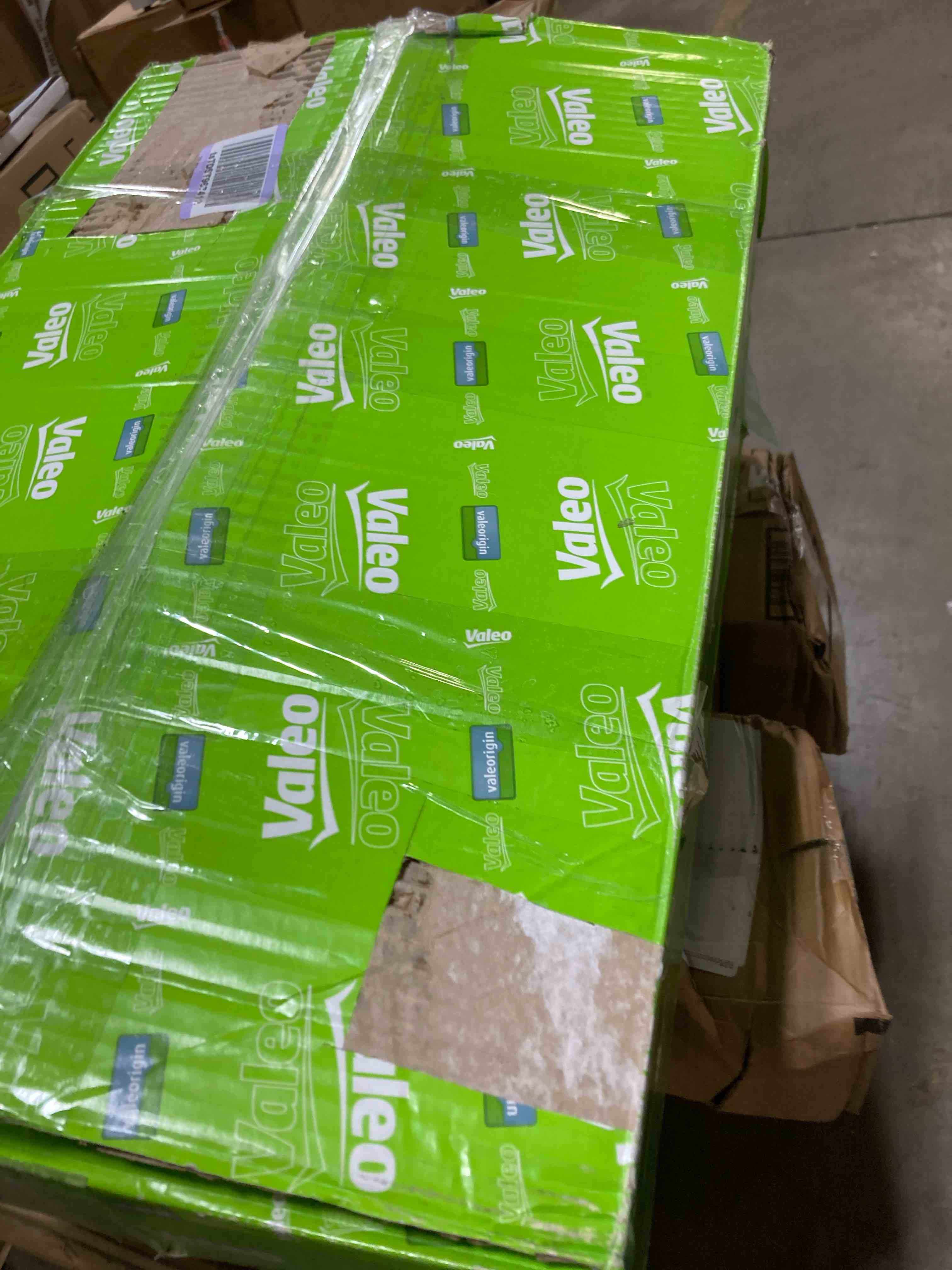 https://s3.amazonaws.com/lotting-images-prod/phillipi/YEL5145747_1709220571221.jpeg