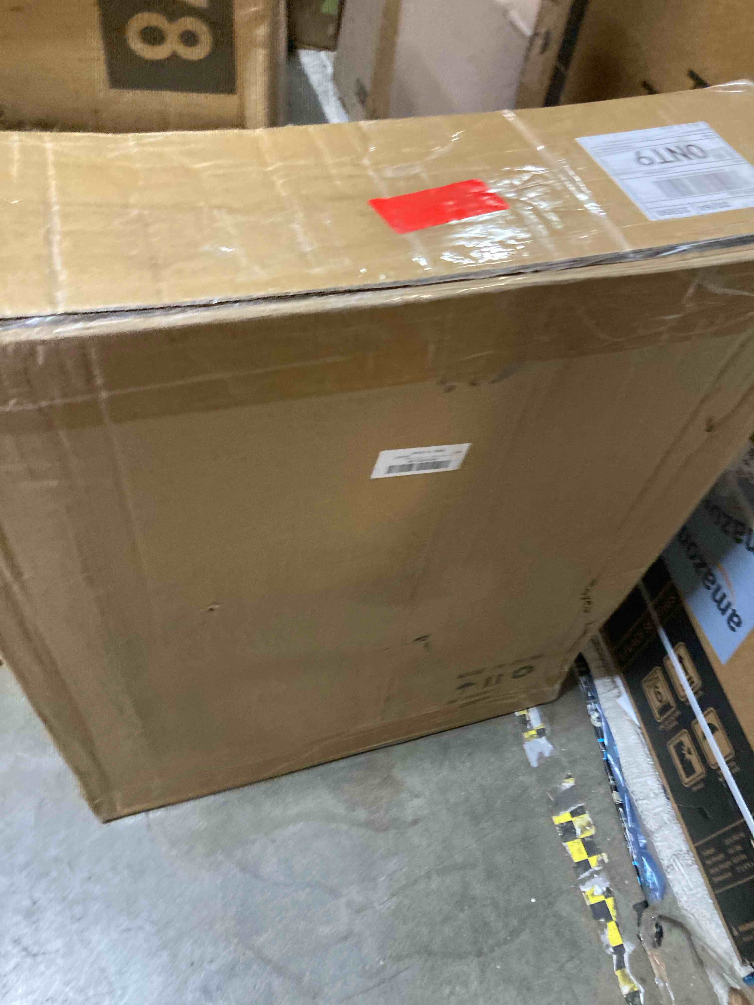 https://s3.amazonaws.com/lotting-images-prod/phillipi/YEL5145750_1709220866887.jpeg