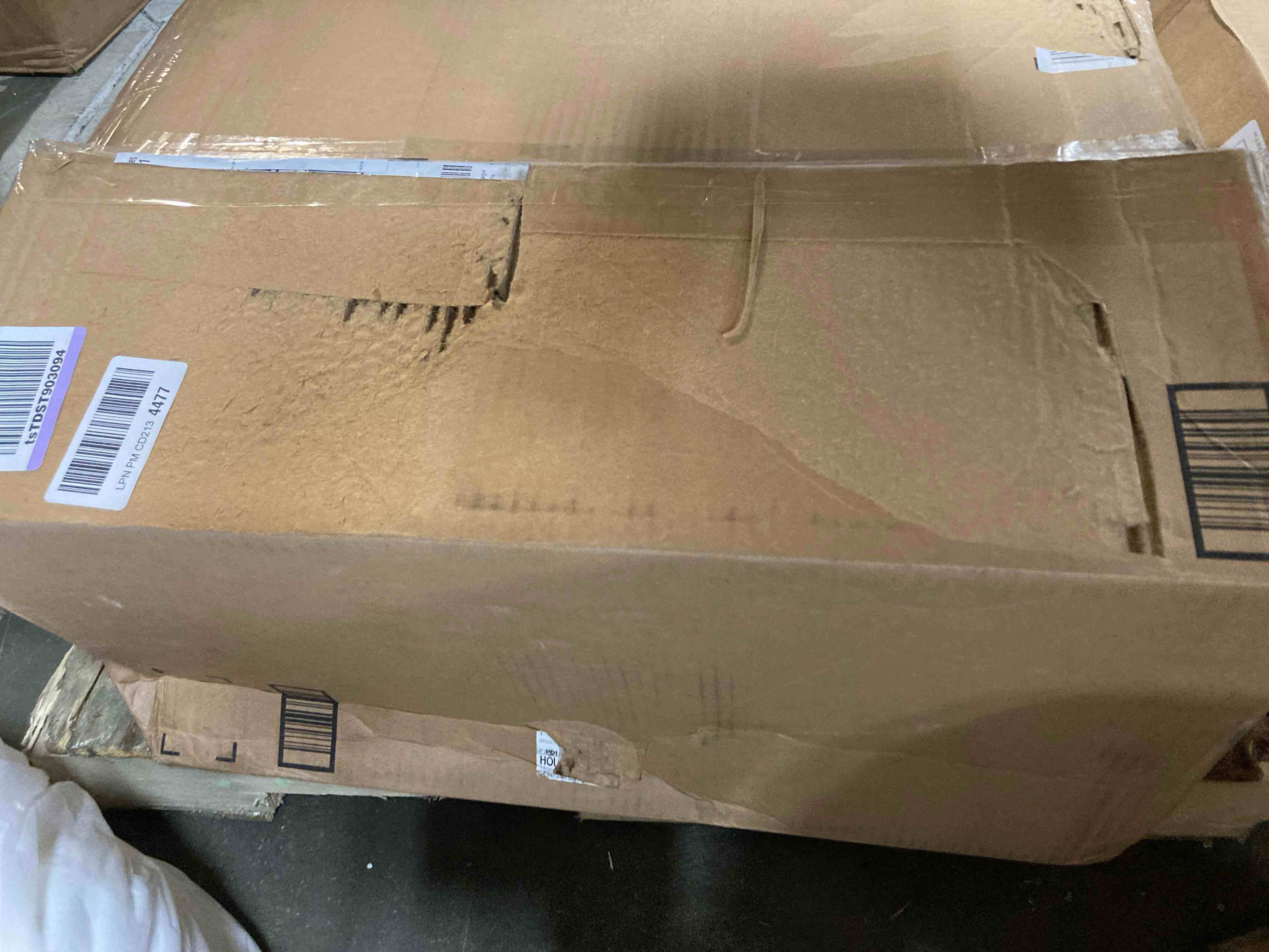 https://s3.amazonaws.com/lotting-images-prod/phillipi/YEL5145778_1709224438439.jpeg