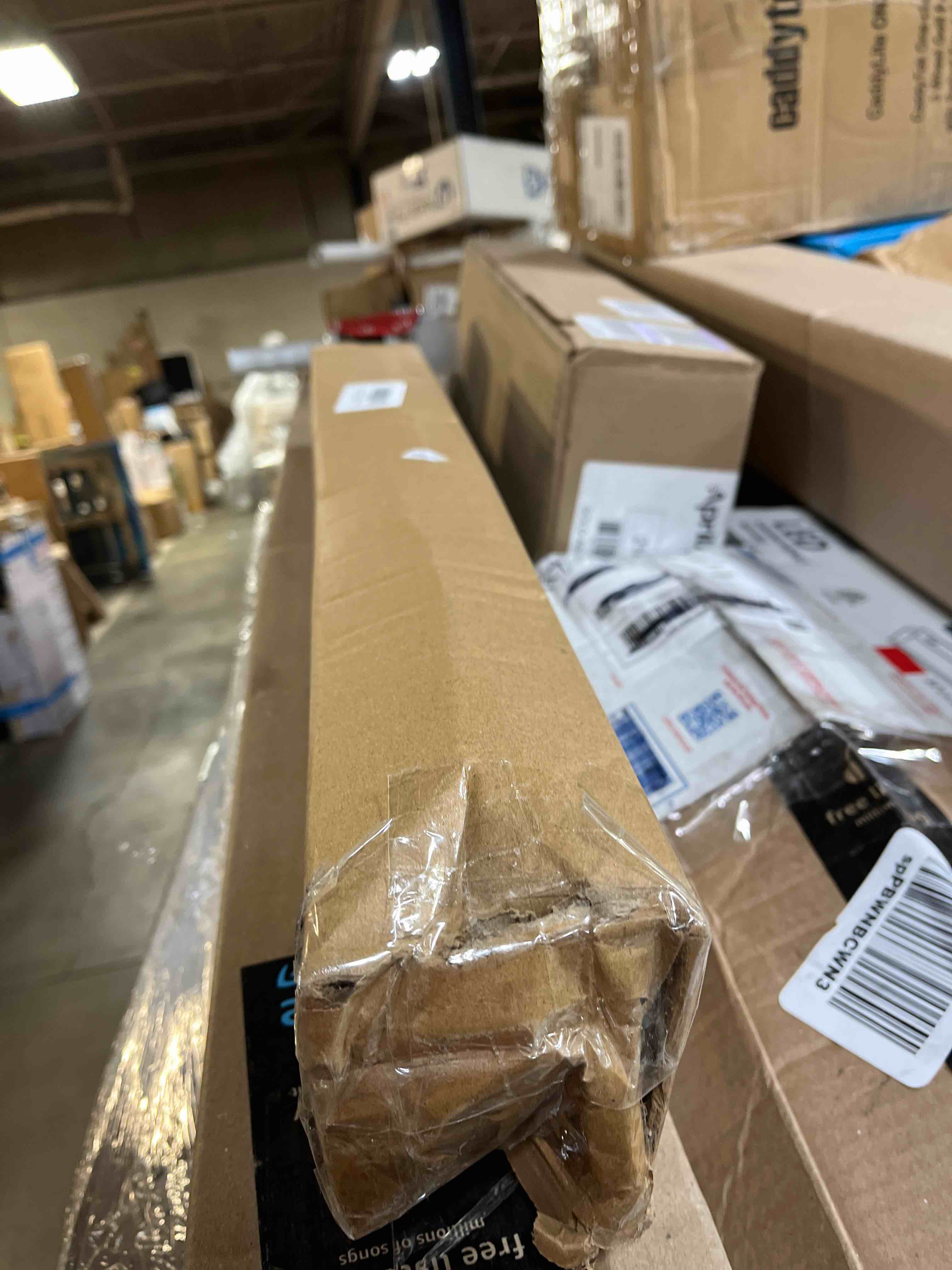 https://s3.amazonaws.com/lotting-images-prod/phillipi/YEL5145880_1709325190906.jpeg