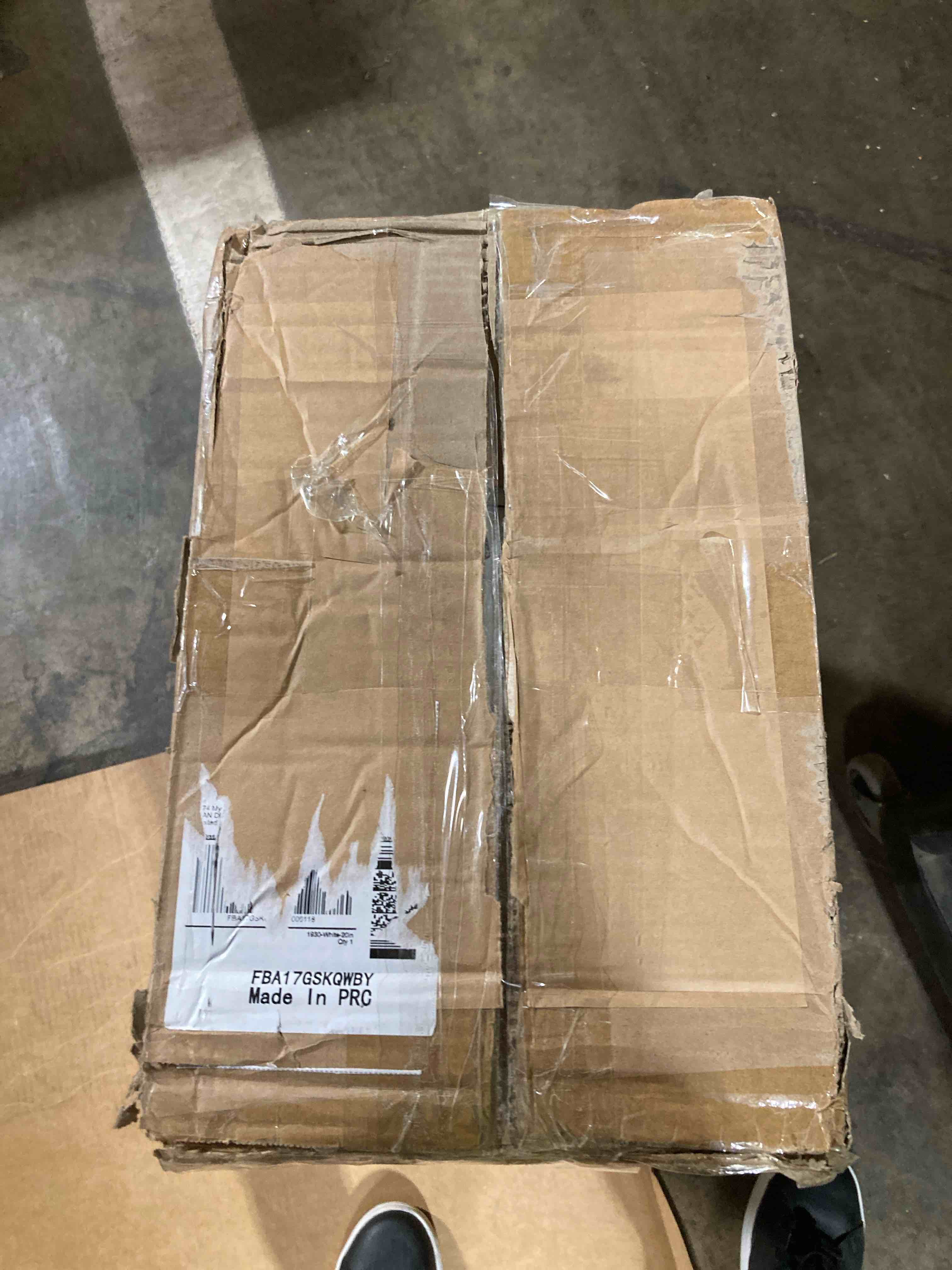 https://s3.amazonaws.com/lotting-images-prod/phillipi/YEL5146189_1709827443197.jpeg