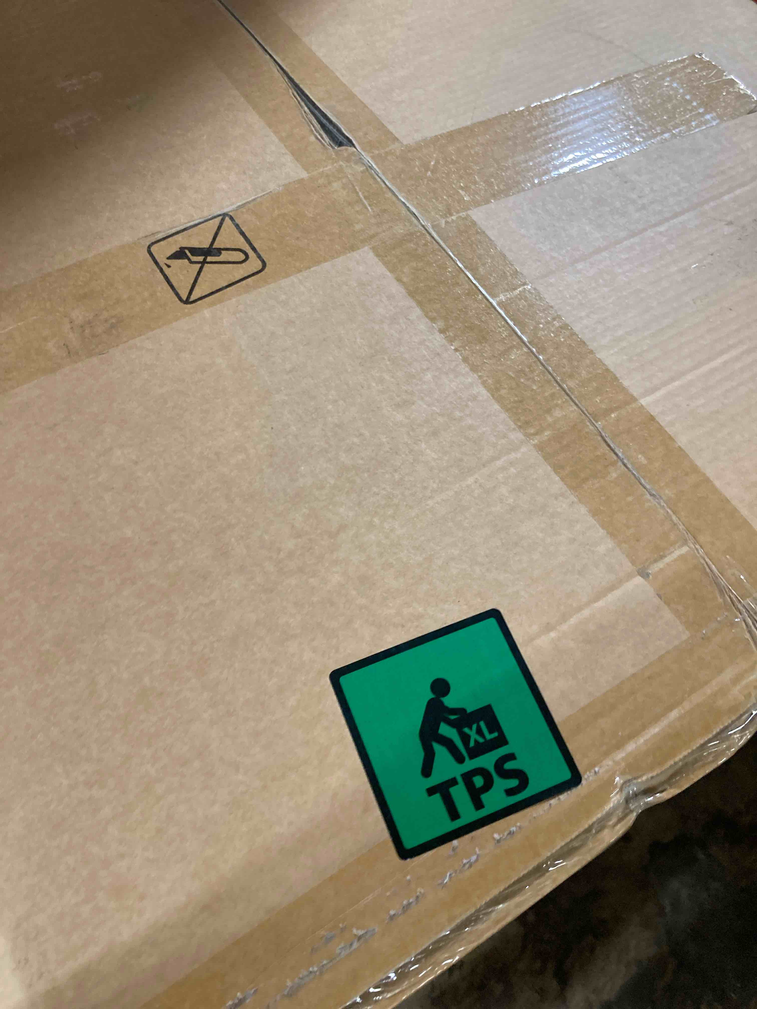 https://s3.amazonaws.com/lotting-images-prod/phillipi/YEL5146208_1709830284904.jpeg