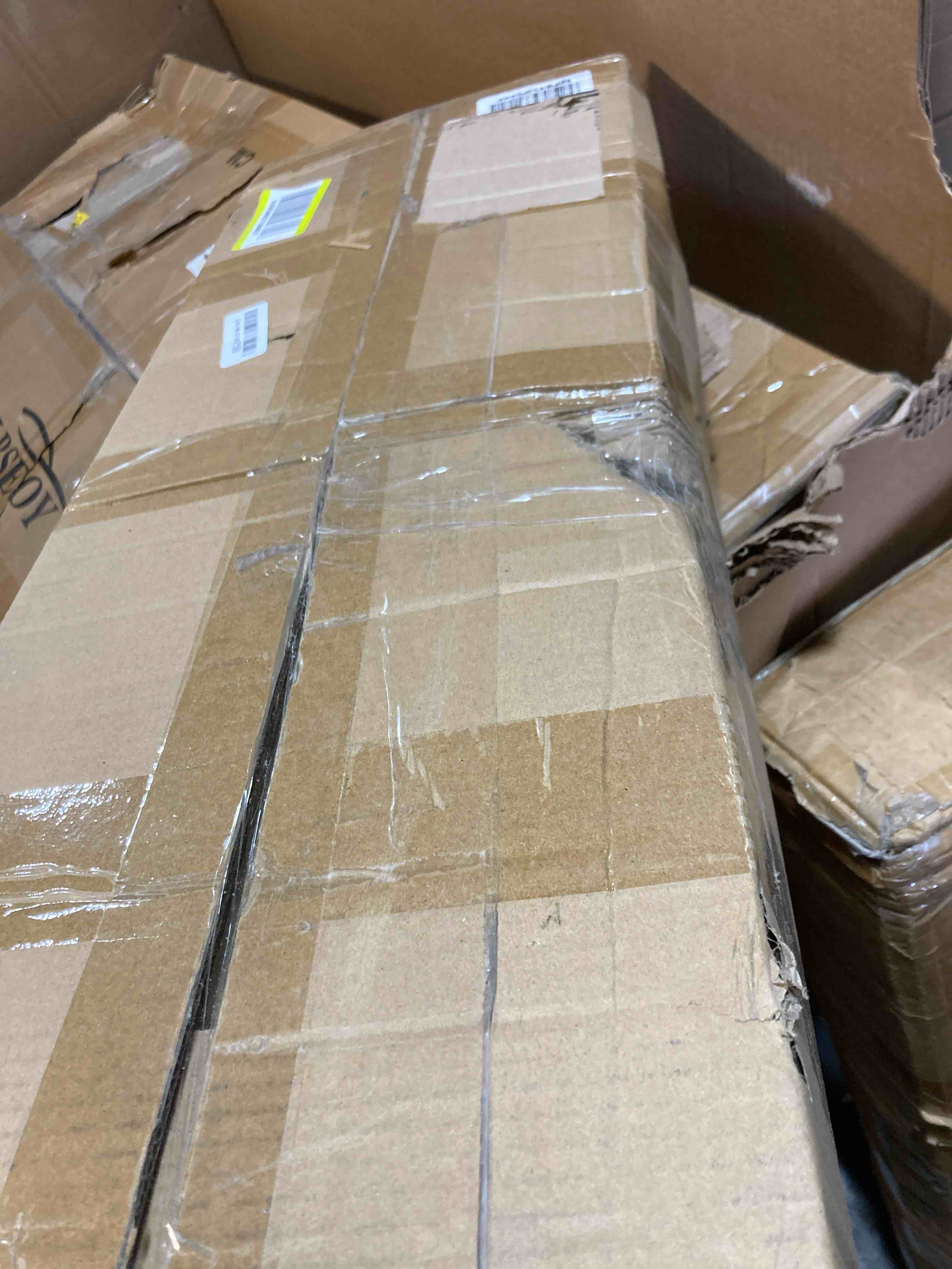 https://s3.amazonaws.com/lotting-images-prod/phillipi/YEL5146313_1710175867255.jpeg