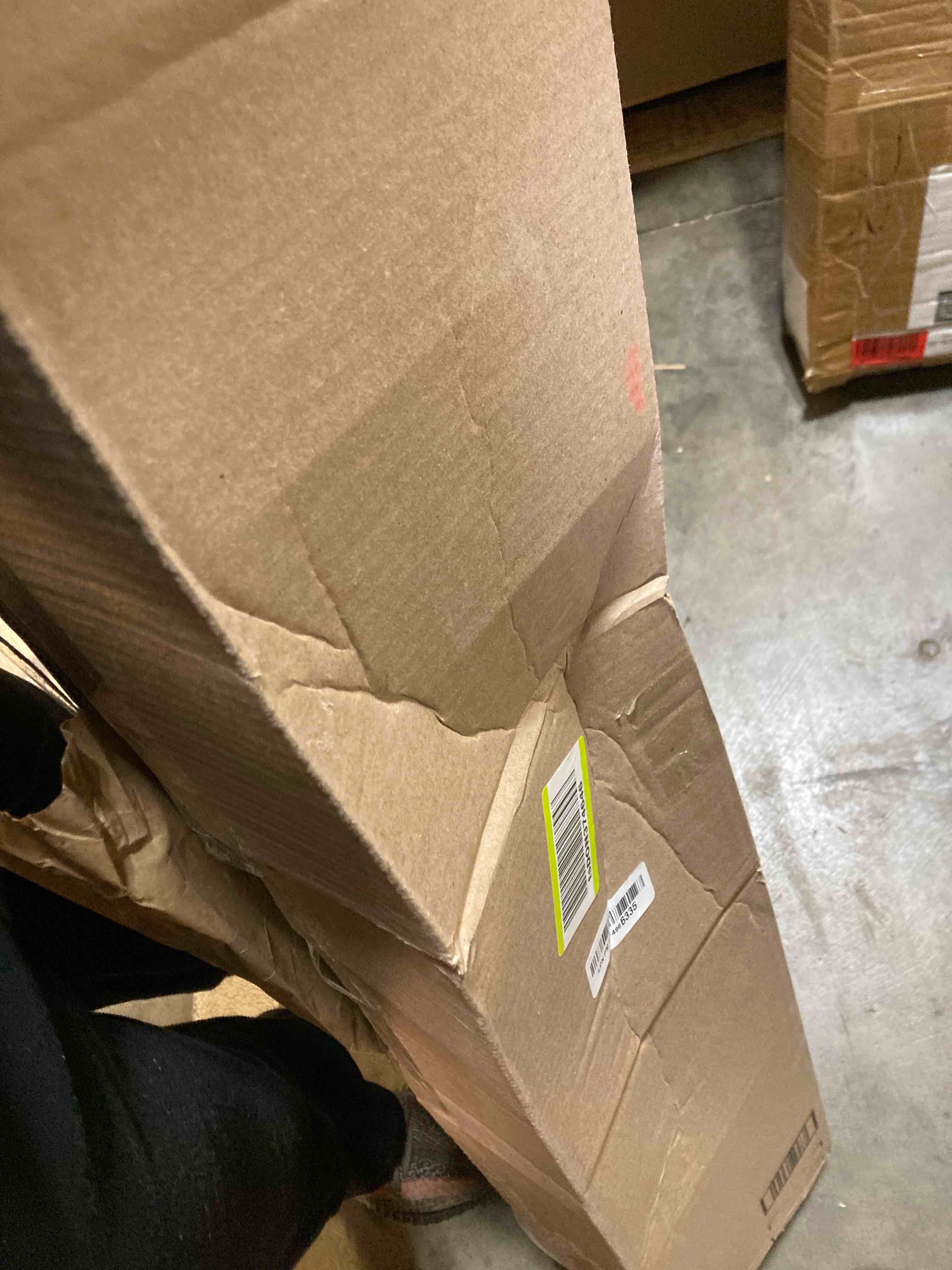 https://s3.amazonaws.com/lotting-images-prod/phillipi/YEL5146314_1710175952328.jpeg