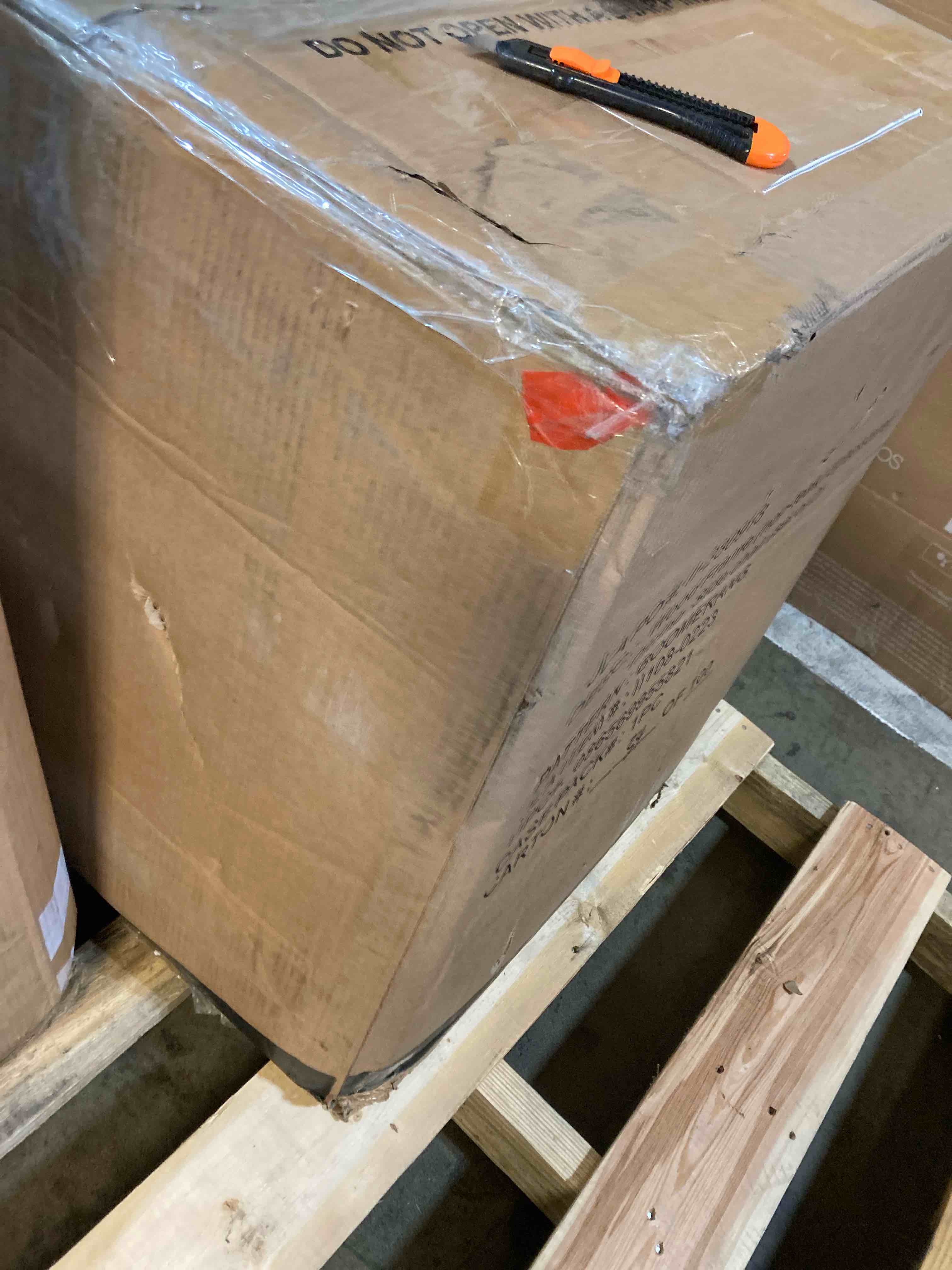 https://s3.amazonaws.com/lotting-images-prod/phillipi/YEL5146352_1710254211988.jpeg