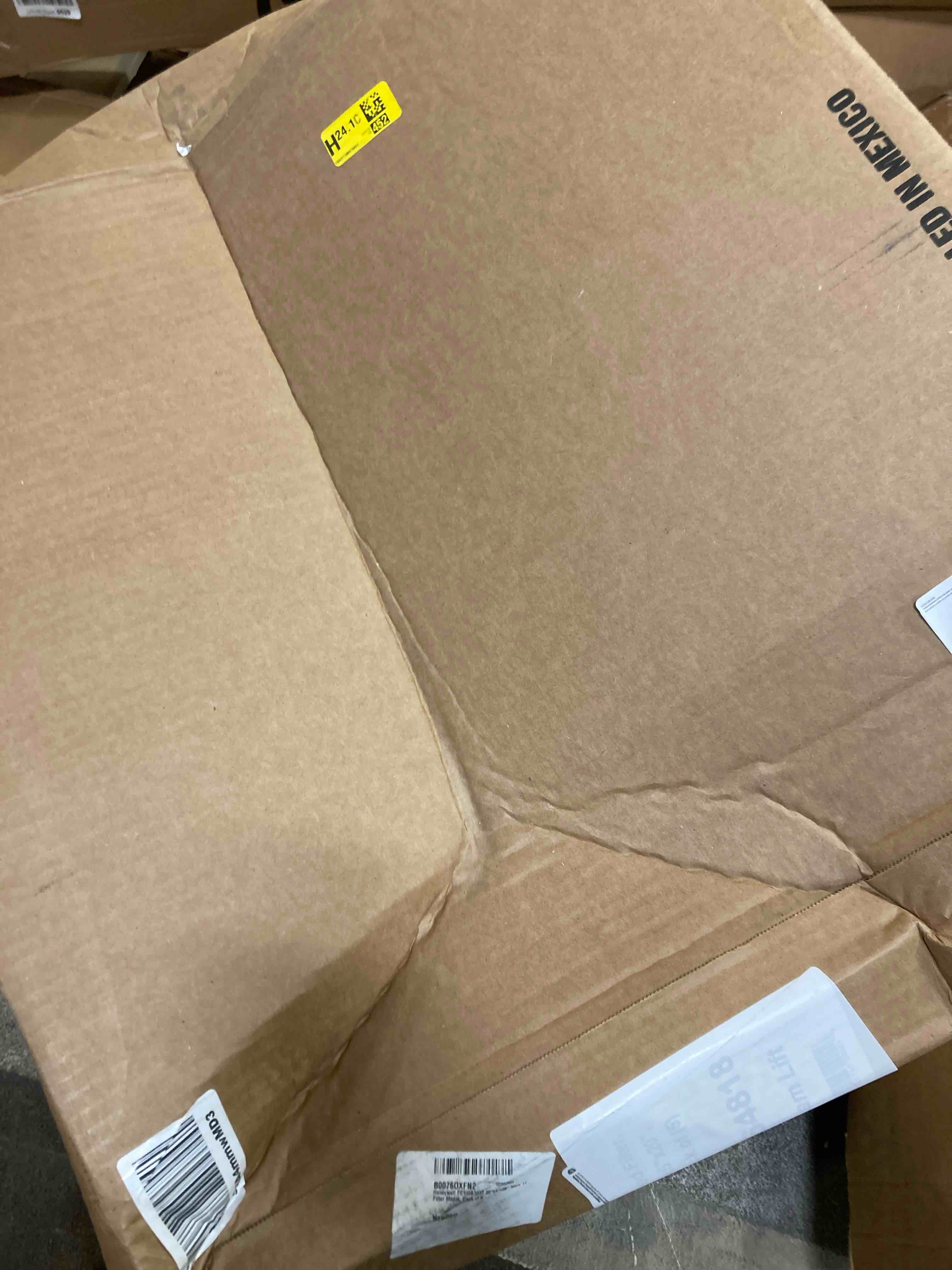 https://s3.amazonaws.com/lotting-images-prod/phillipi/YEL5146411_1710347226358.jpeg