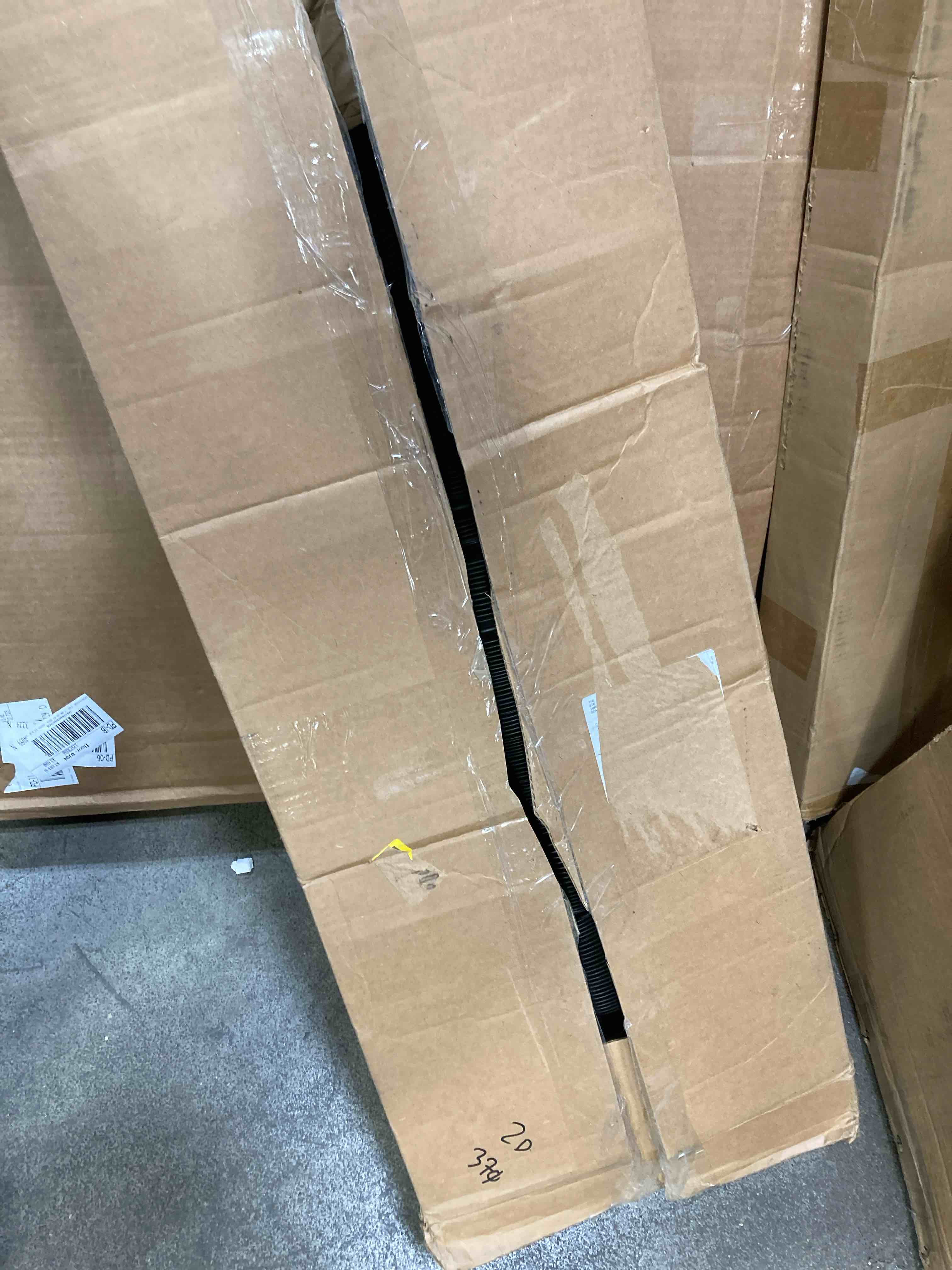 https://s3.amazonaws.com/lotting-images-prod/phillipi/YEL5146421_1710348928634.jpeg