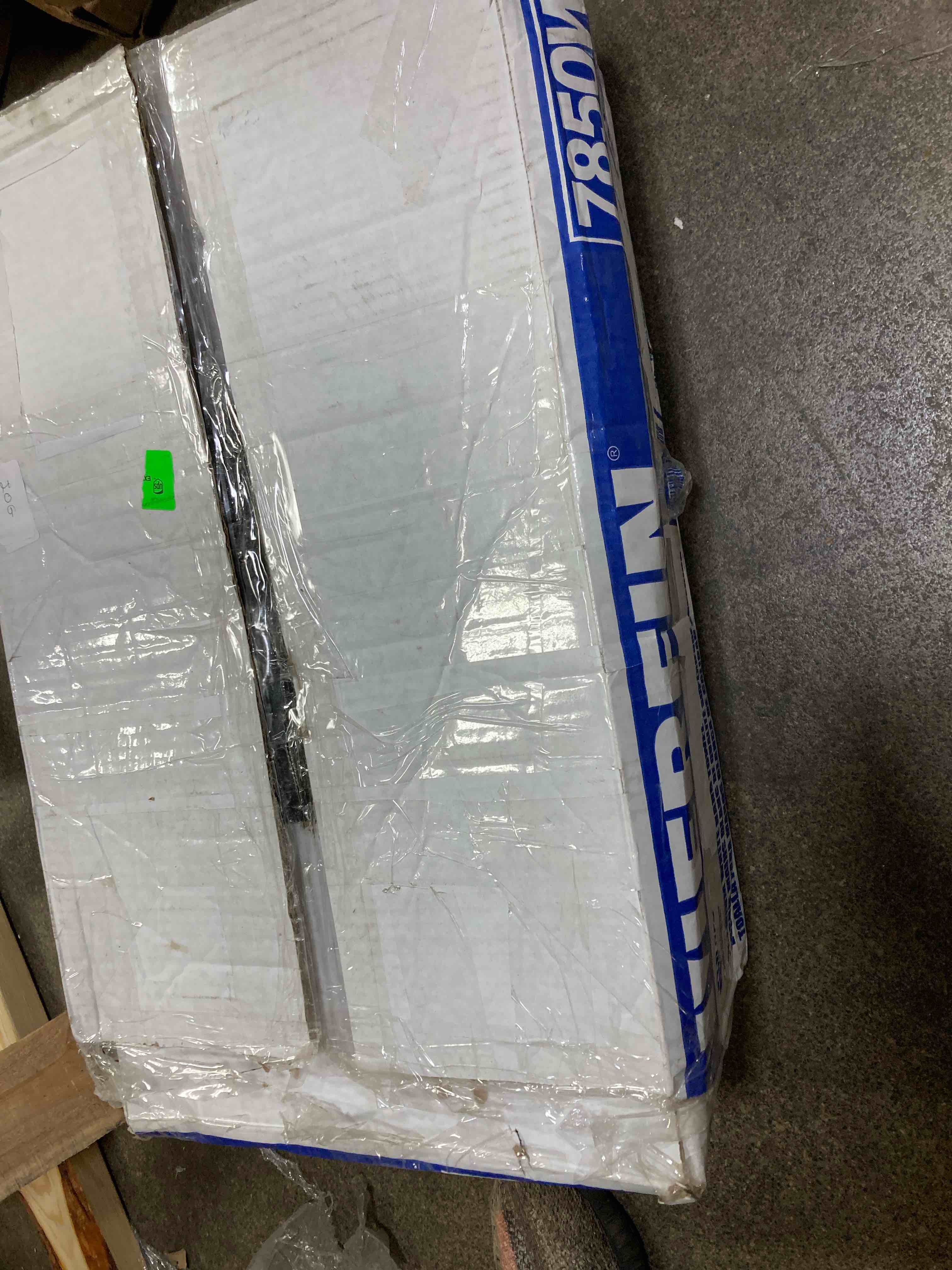 https://s3.amazonaws.com/lotting-images-prod/phillipi/YEL5146426_1710349517706.jpeg